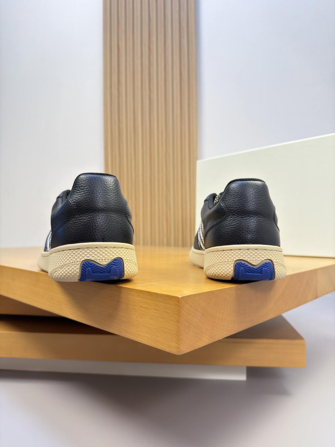 Cheap Burberry Sneakers For Men in 224560, $90 USD- [IB224560] - Replica Burberry Sneakers For Men