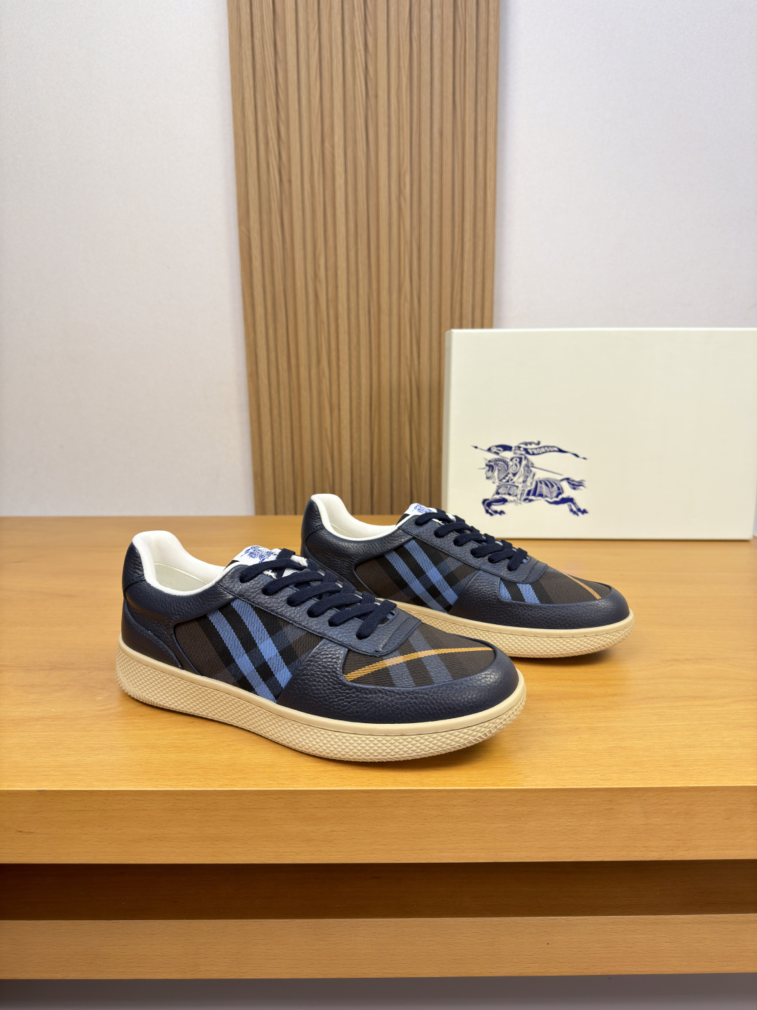 Cheap Burberry Sneakers For Men in 224565, $90 USD- [IB224565] - Replica Burberry Sneakers For Men