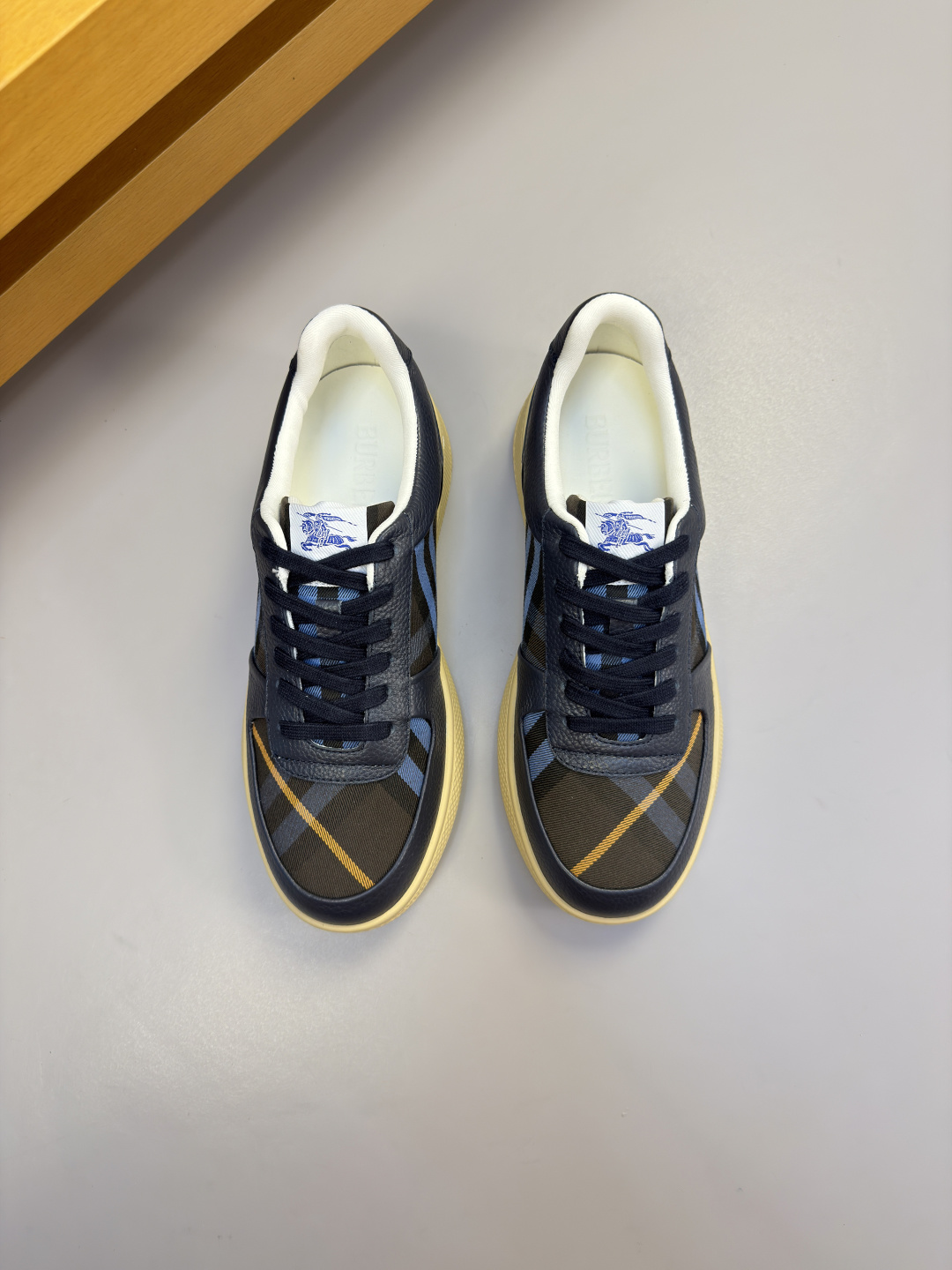 Cheap Burberry Sneakers For Men in 224565, $90 USD- [IB224565] - Replica Burberry Sneakers For Men