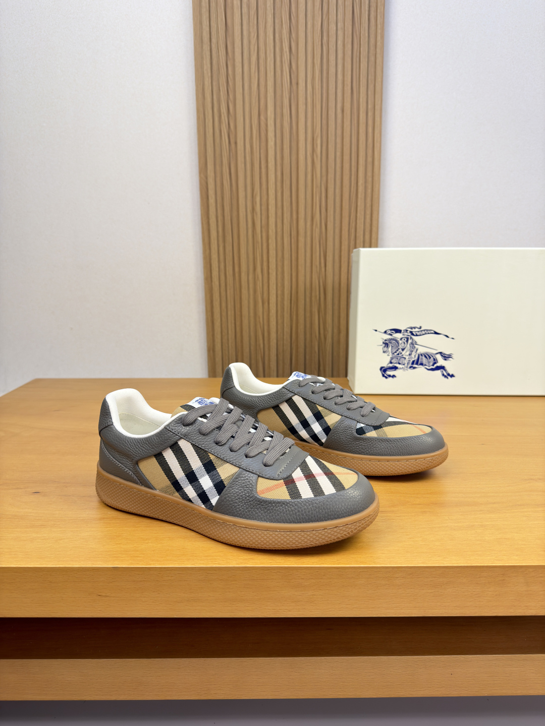 Cheap Burberry Sneakers For Men in 224566, $90 USD- [IB224566] - Replica Burberry Sneakers For Men