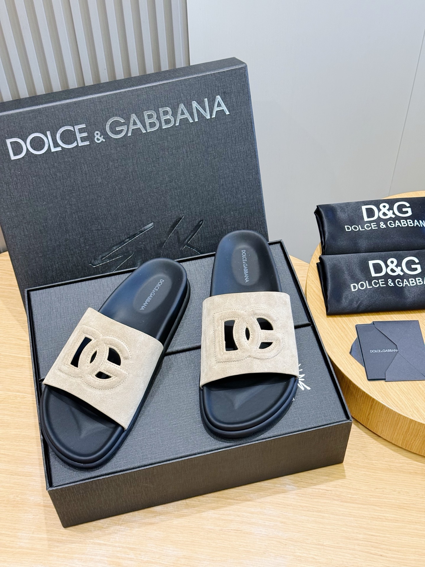 Cheap DG Slippers For Men in 224570, $80 USD- [IB224570] - Replica DG Slippers For Men