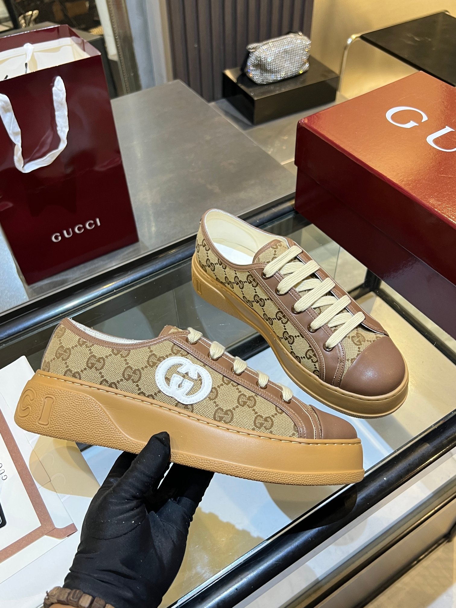 Cheap Gucci Tennis Shoes in 224616, $75 USD- [IB224616] - Replica Gucci Tennis Shoes