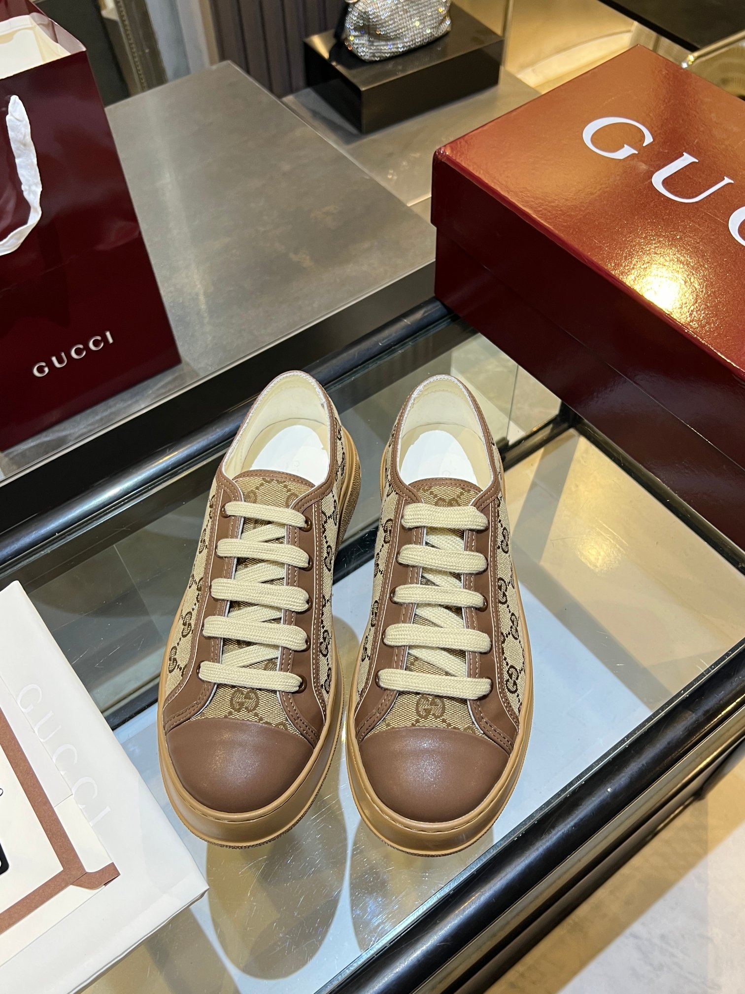 Cheap Gucci Tennis Shoes in 224617, $75 USD- [IB224617] - Replica Gucci Tennis Shoes