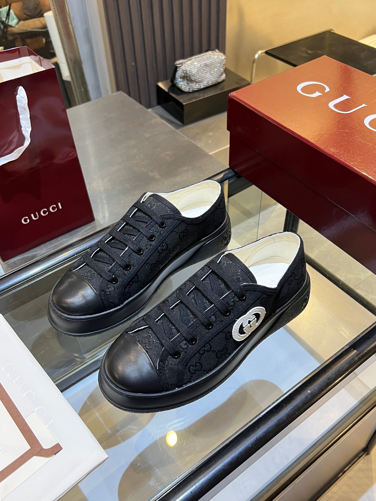 Cheap Gucci Tennis Shoes in 224619, $75 USD- [IB224619] - Replica Gucci Tennis Shoes