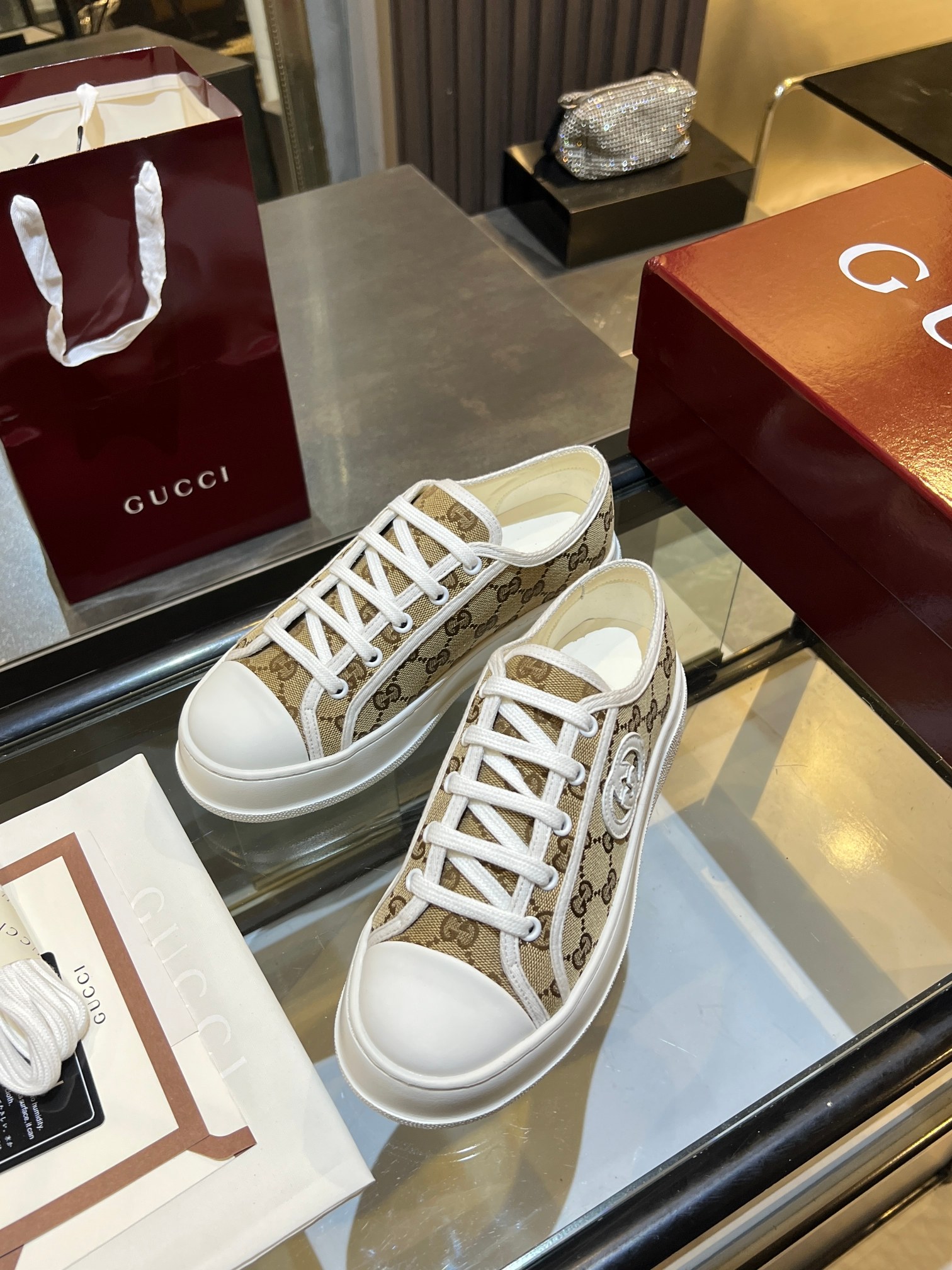 Cheap Gucci Tennis Shoes in 224620, $75 USD- [IB224620] - Replica Gucci Tennis Shoes