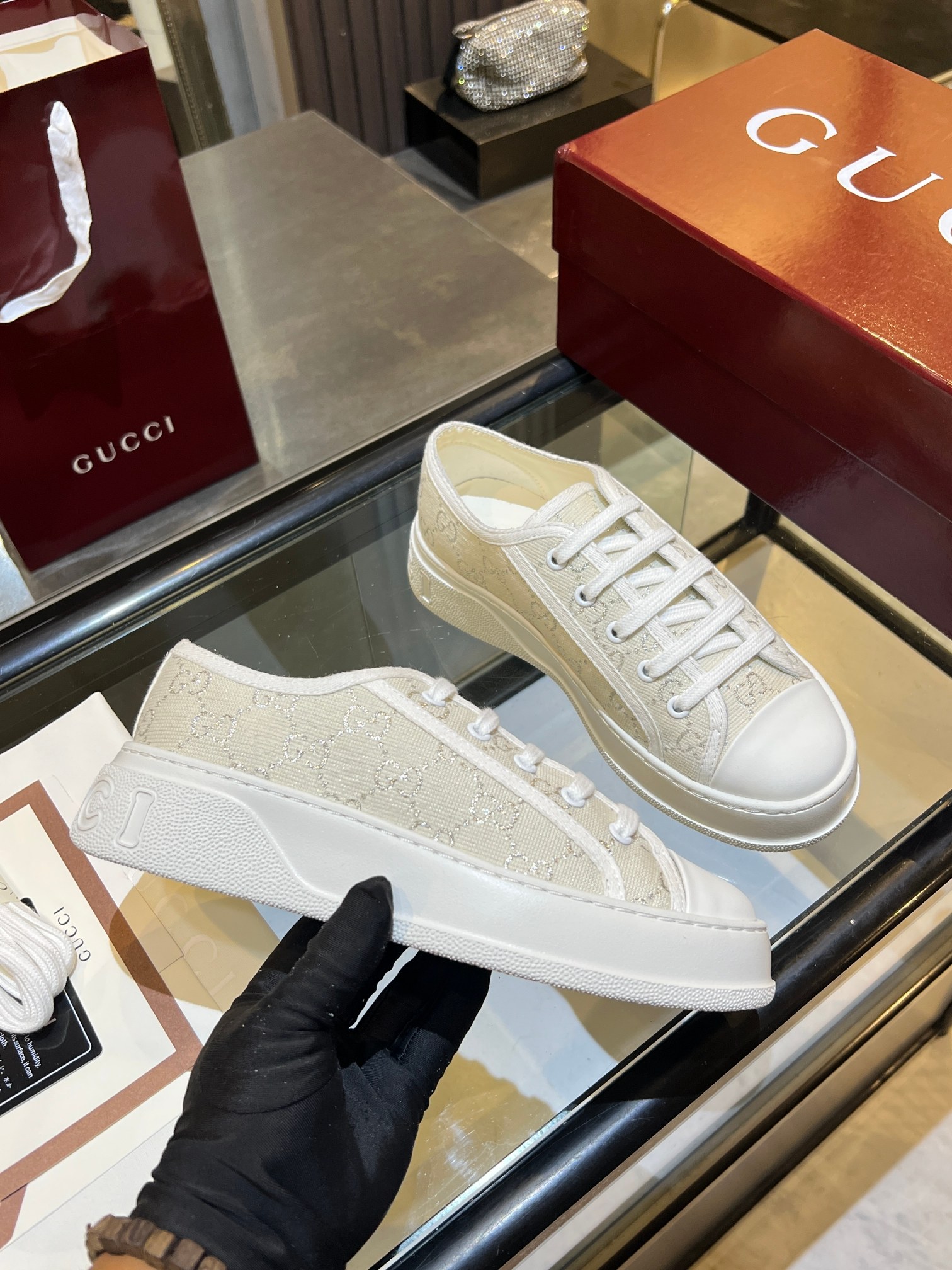 Cheap Gucci Tennis Shoes in 224621, $75 USD- [IB224621] - Replica Gucci Tennis Shoes