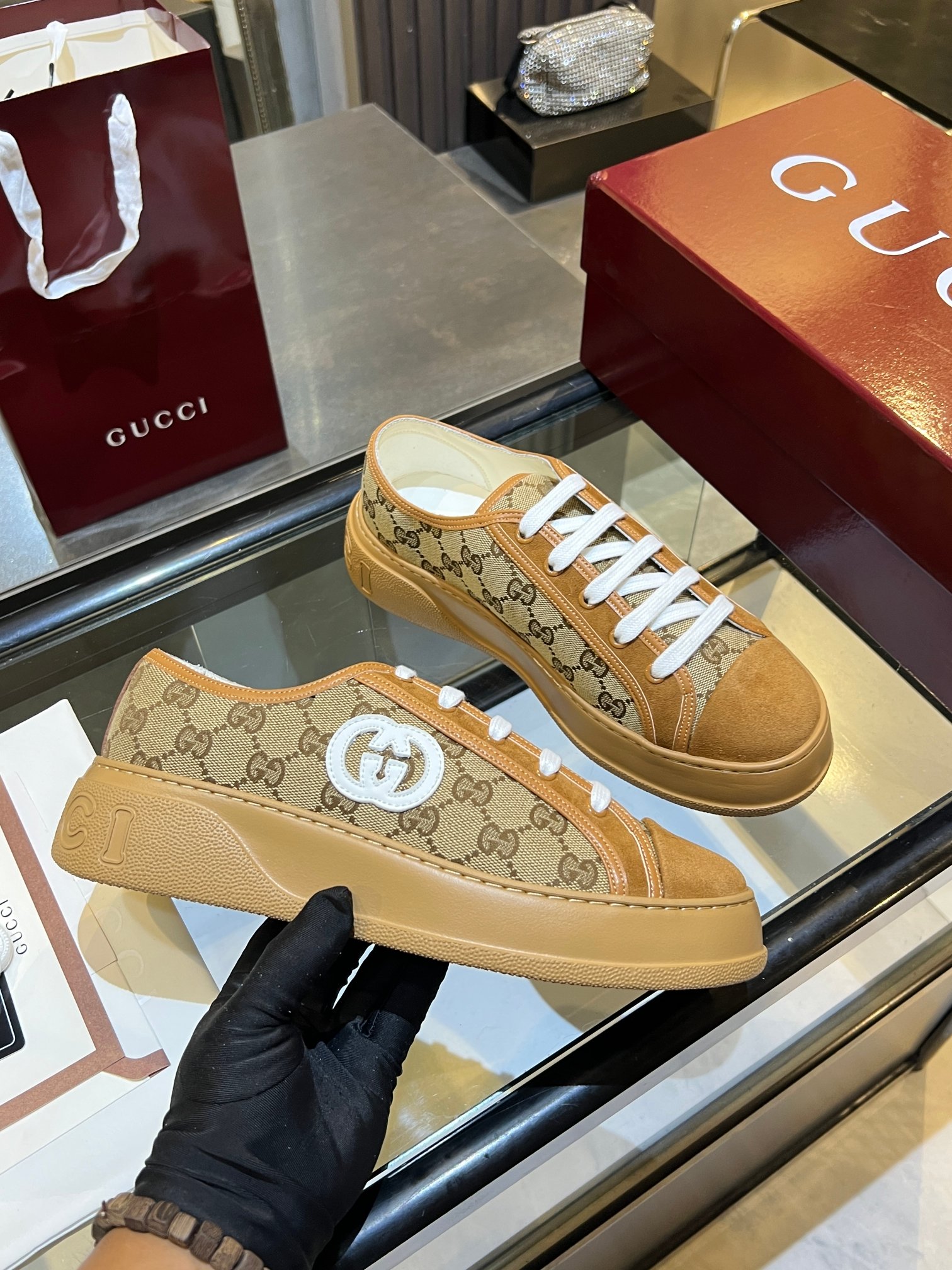 Cheap Gucci Tennis Shoes in 224623, $75 USD- [IB224623] - Replica Gucci Tennis Shoes