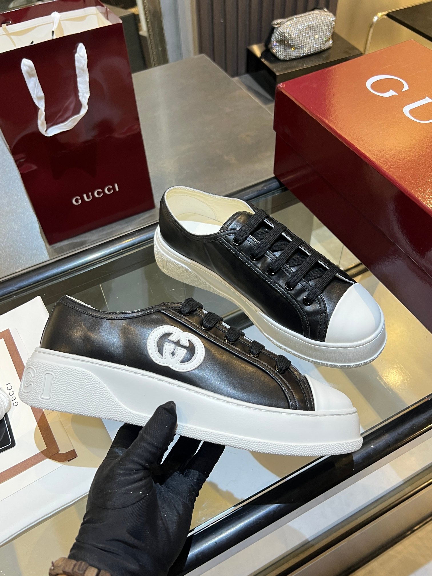 Cheap Gucci Tennis Shoes in 224624, $75 USD- [IB224624] - Replica Gucci Tennis Shoes