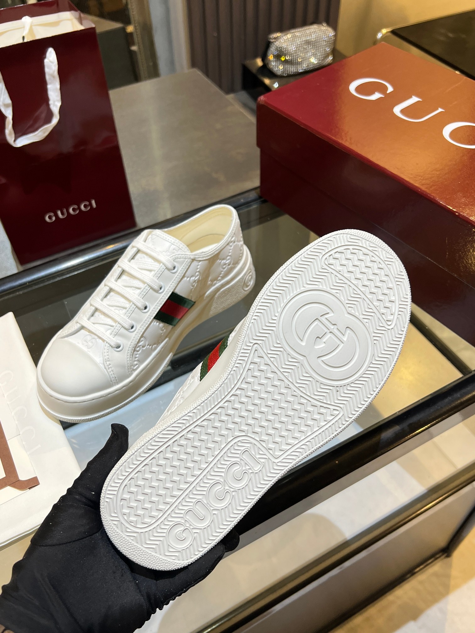Cheap Gucci Tennis Shoes in 224626, $75 USD- [IB224626] - Replica Gucci Tennis Shoes