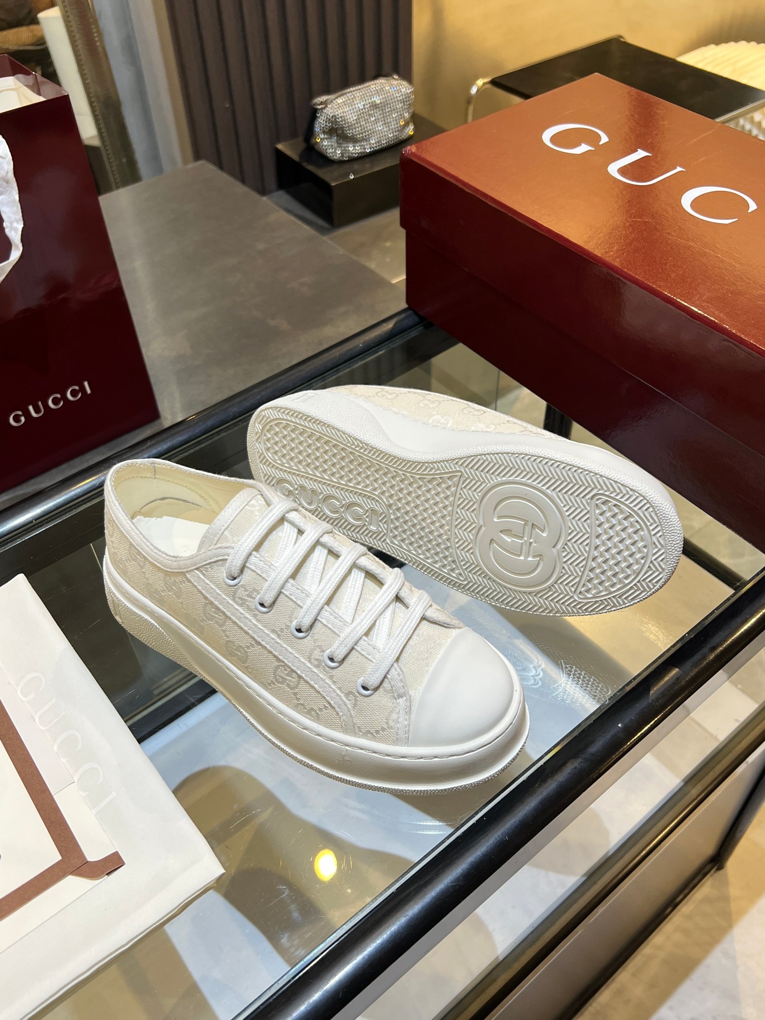 Cheap Gucci Tennis Shoes in 224628, $75 USD- [IB224628] - Replica Gucci Tennis Shoes