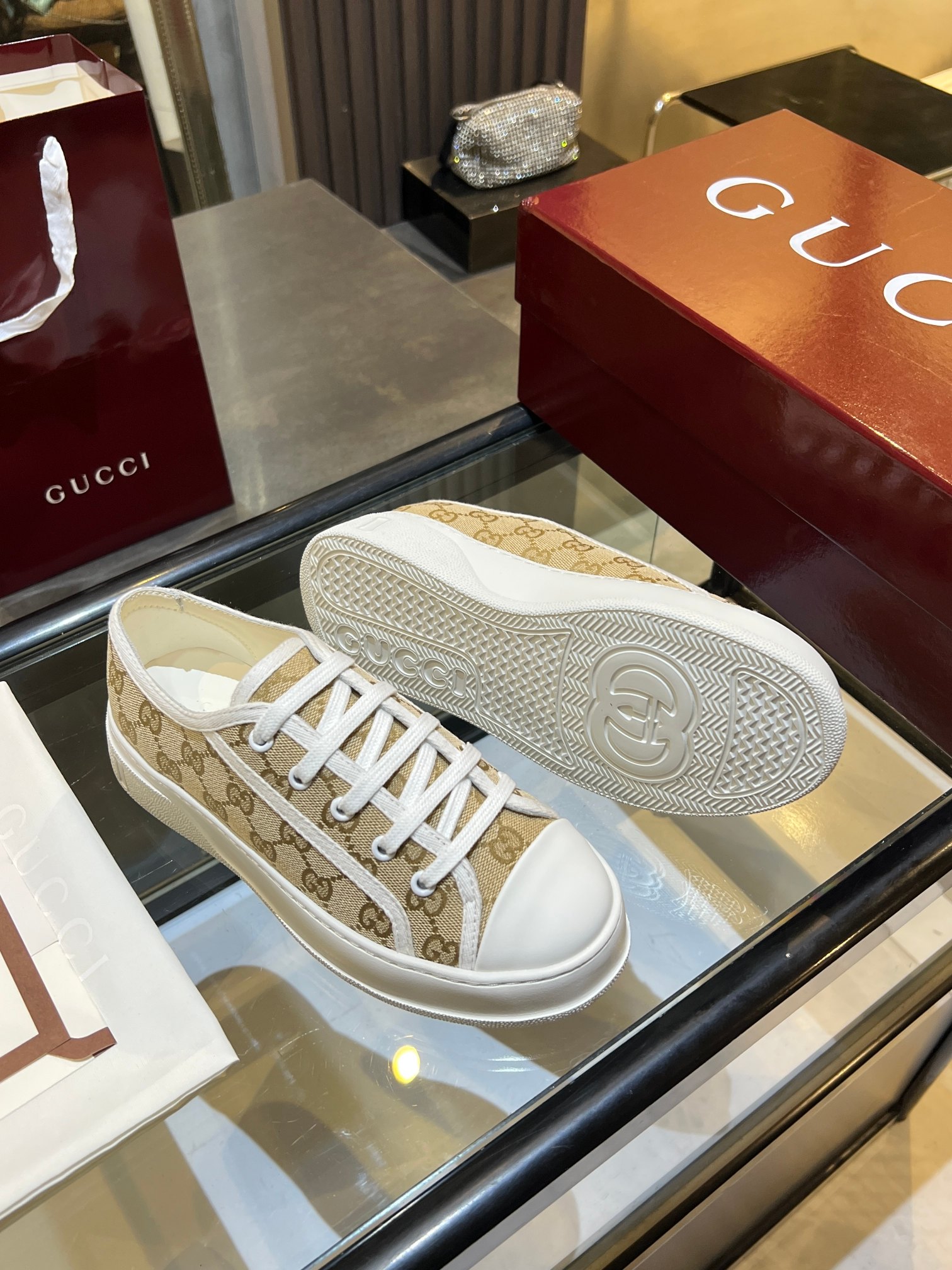 Cheap Gucci Tennis Shoes in 224629, $75 USD- [IB224629] - Replica Gucci Tennis Shoes