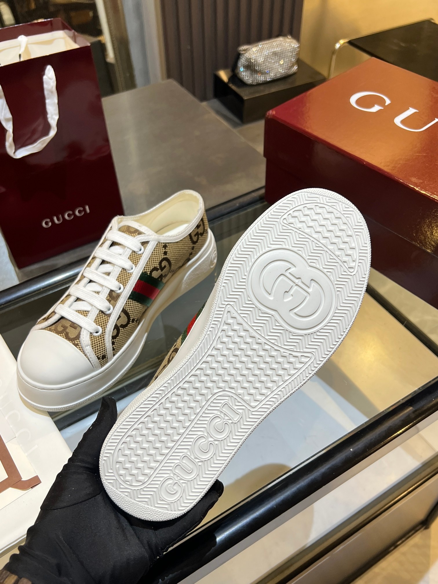 Cheap Gucci Tennis Shoes in 224632, $75 USD- [IB224632] - Replica Gucci Tennis Shoes