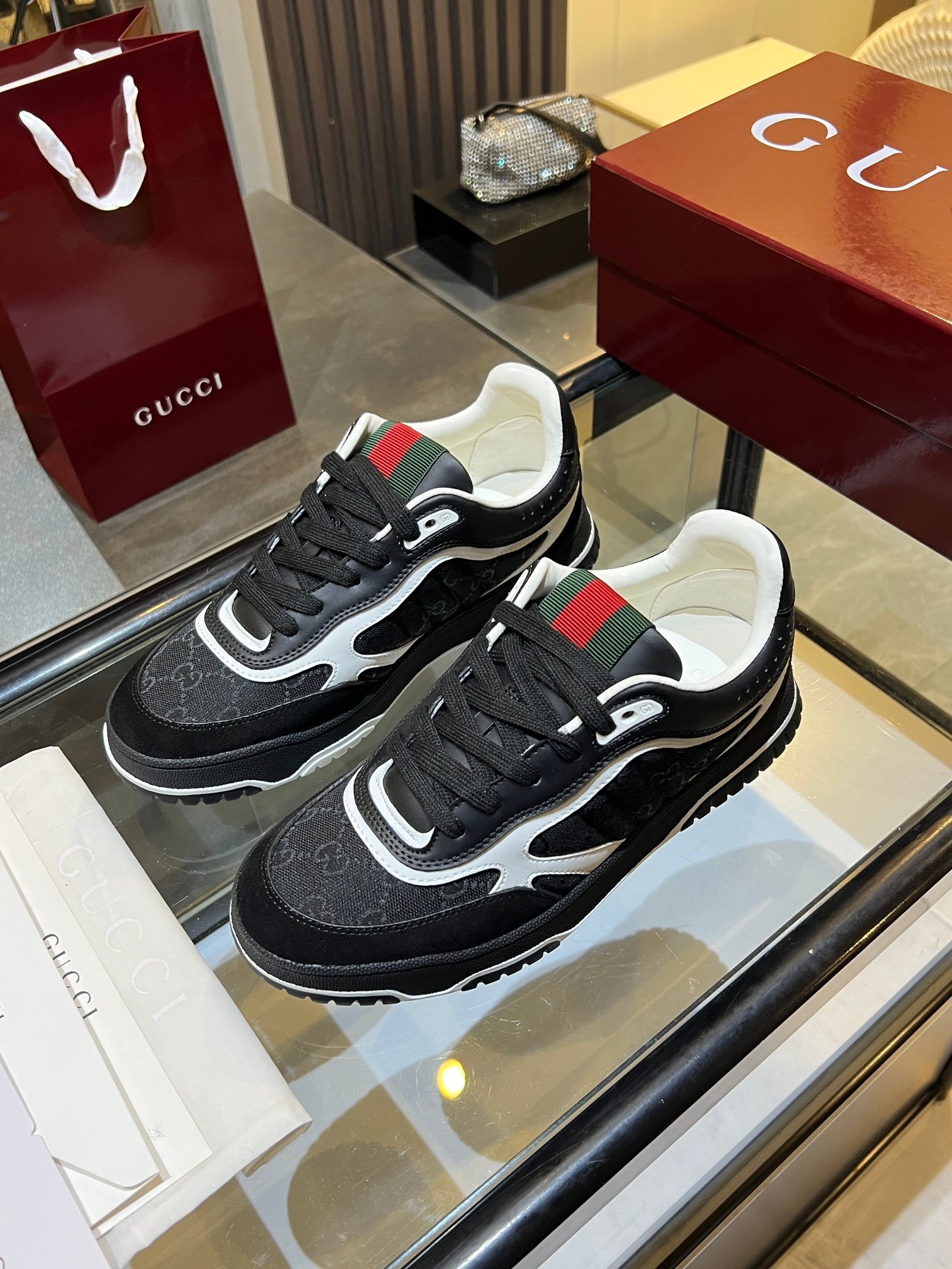 Cheap Gucci Sneakers For Men in 224642, $85 USD- [IB224642] - Replica Gucci Sneakers For Men