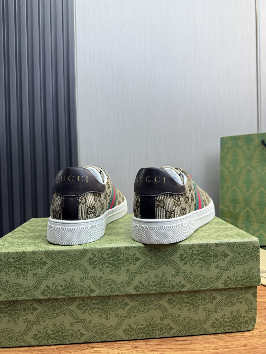 Cheap Gucci Tennis Shoes in 224652, $75 USD- [IB224652] - Replica Gucci Tennis Shoes