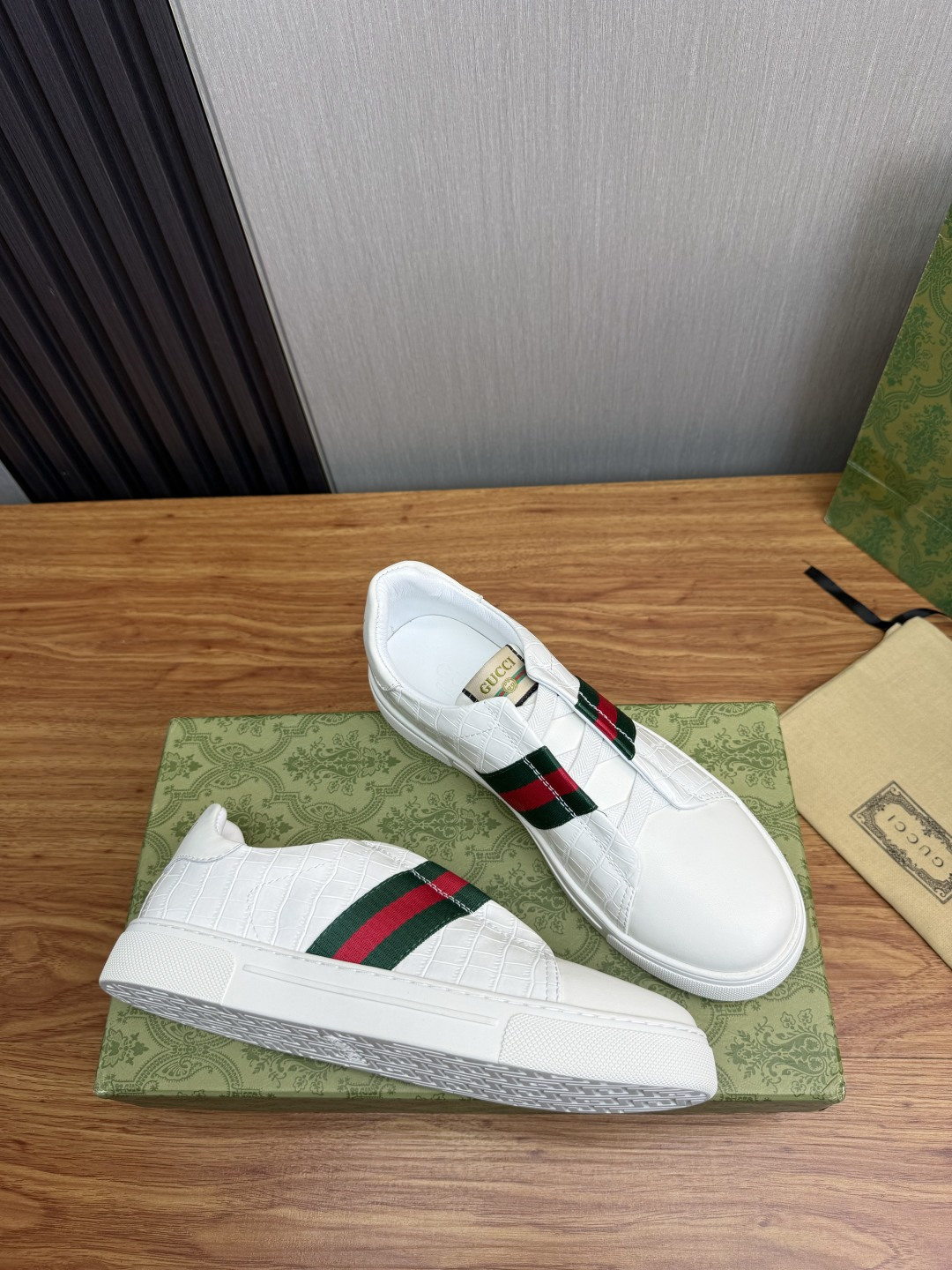 Cheap Gucci Tennis Shoes in 224654, $75 USD- [IB224654] - Replica Gucci Tennis Shoes