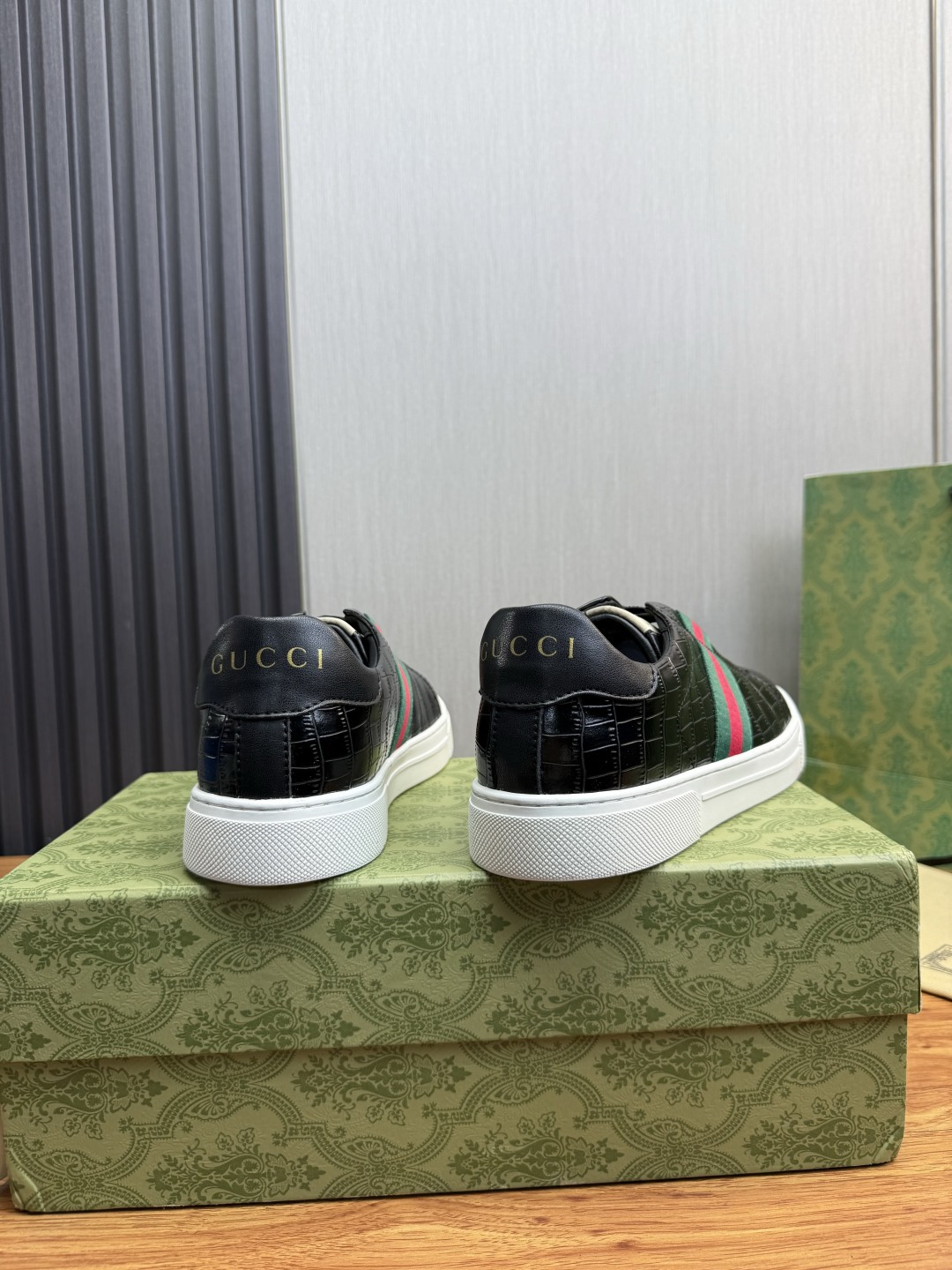 Cheap Gucci Tennis Shoes in 224655, $75 USD- [IB224655] - Replica Gucci Tennis Shoes