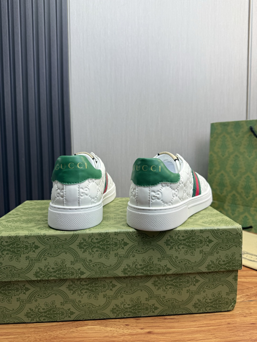 Cheap Gucci Tennis Shoes in 224656, $75 USD- [IB224656] - Replica Gucci Tennis Shoes