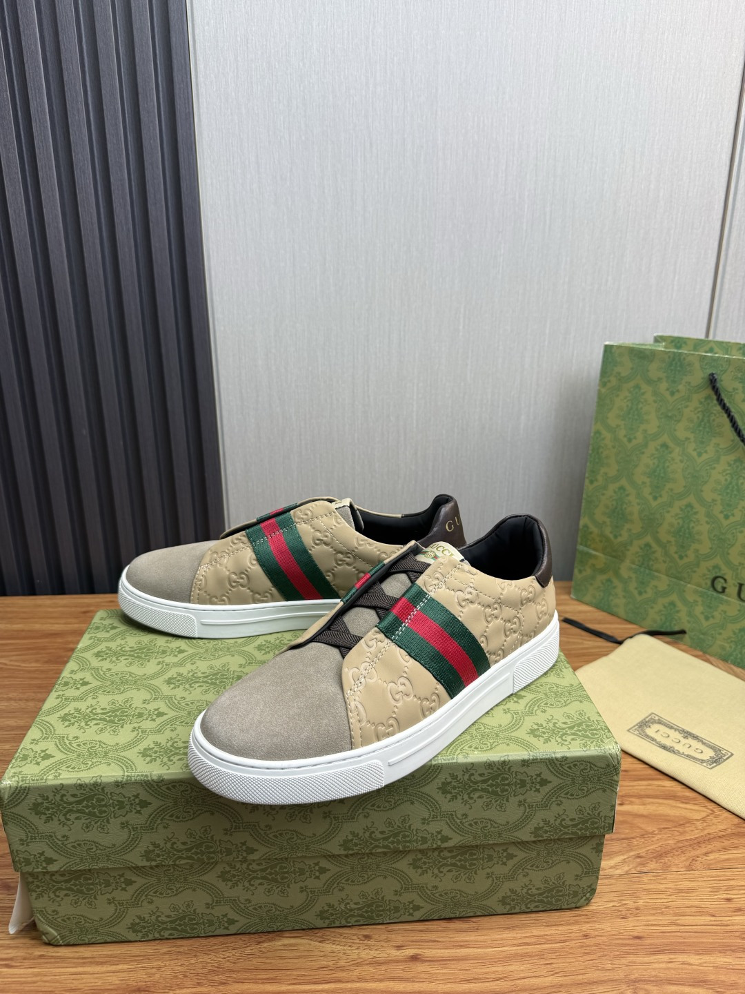 Cheap Gucci Tennis Shoes in 224657, $75 USD- [IB224657] - Replica Gucci Tennis Shoes