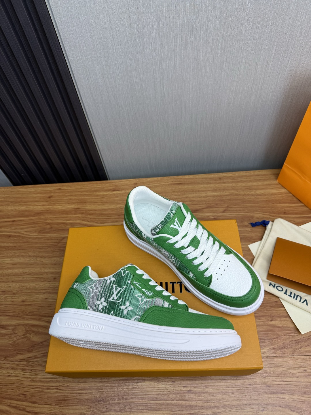 Cheap Louis Vuitton Sneakers For Men in 224668, $90 USD- [IB224668] - Replica Louis Vuitton Sneakers For Men
