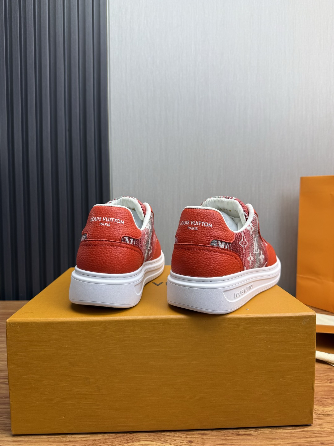 Cheap Louis Vuitton Sneakers For Men in 224669, $90 USD- [IB224669] - Replica Louis Vuitton Sneakers For Men