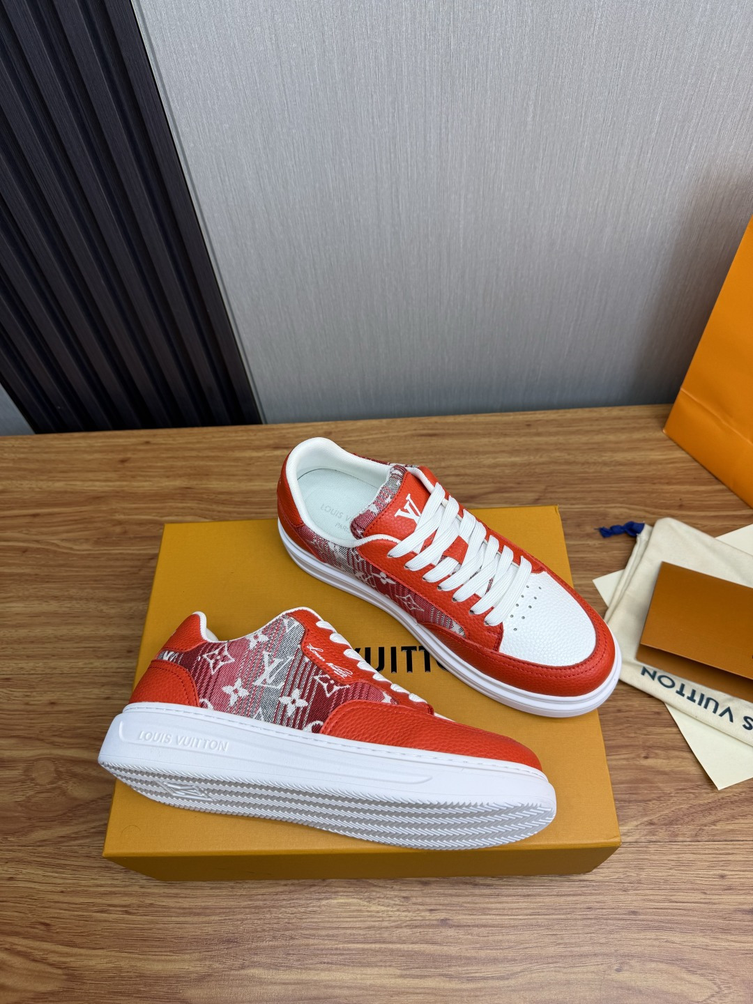Cheap Louis Vuitton Sneakers For Men in 224669, $90 USD- [IB224669] - Replica Louis Vuitton Sneakers For Men