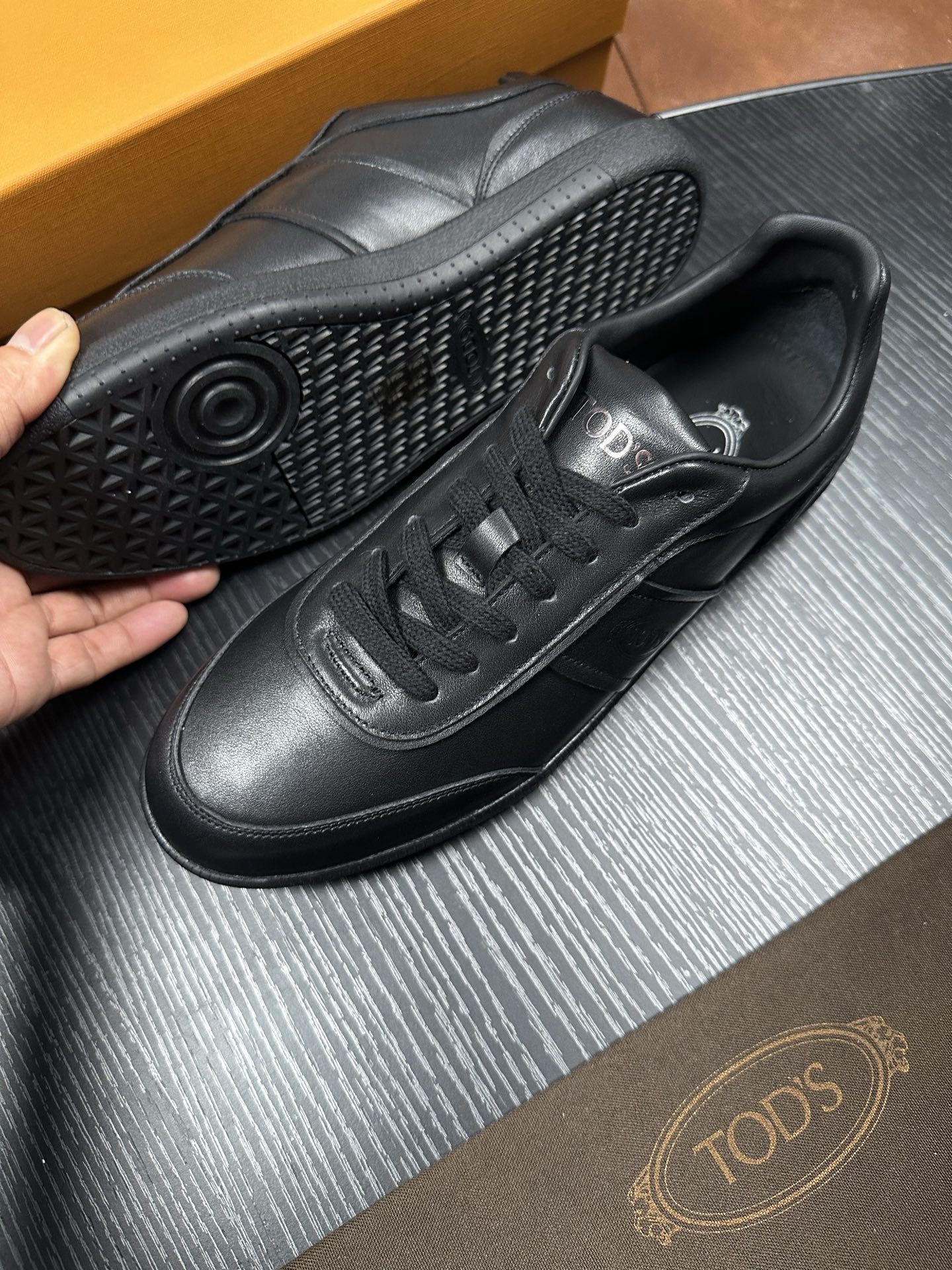 Cheap Tods Leather Loafers For Men in 224717, $95 USD- [IB224717] - Replica Tods Leather Loafers For Men