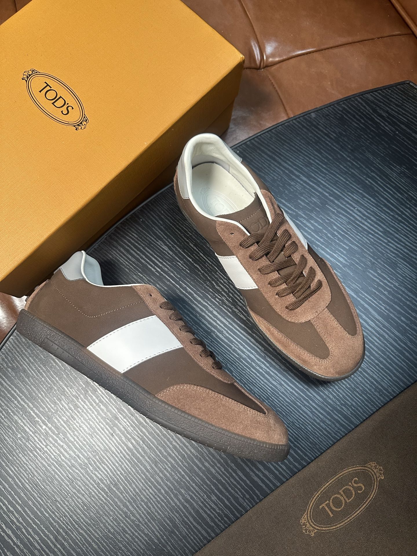 Cheap Tods Leather Loafers For Men in 224722, $95 USD- [IB224722] - Replica Tods Leather Loafers For Men