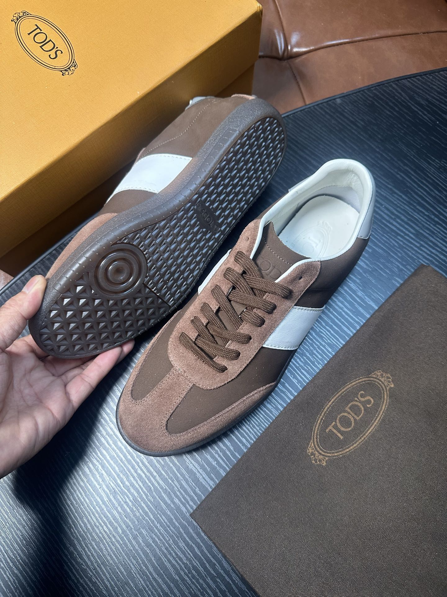 Cheap Tods Leather Loafers For Men in 224722, $95 USD- [IB224722] - Replica Tods Leather Loafers For Men