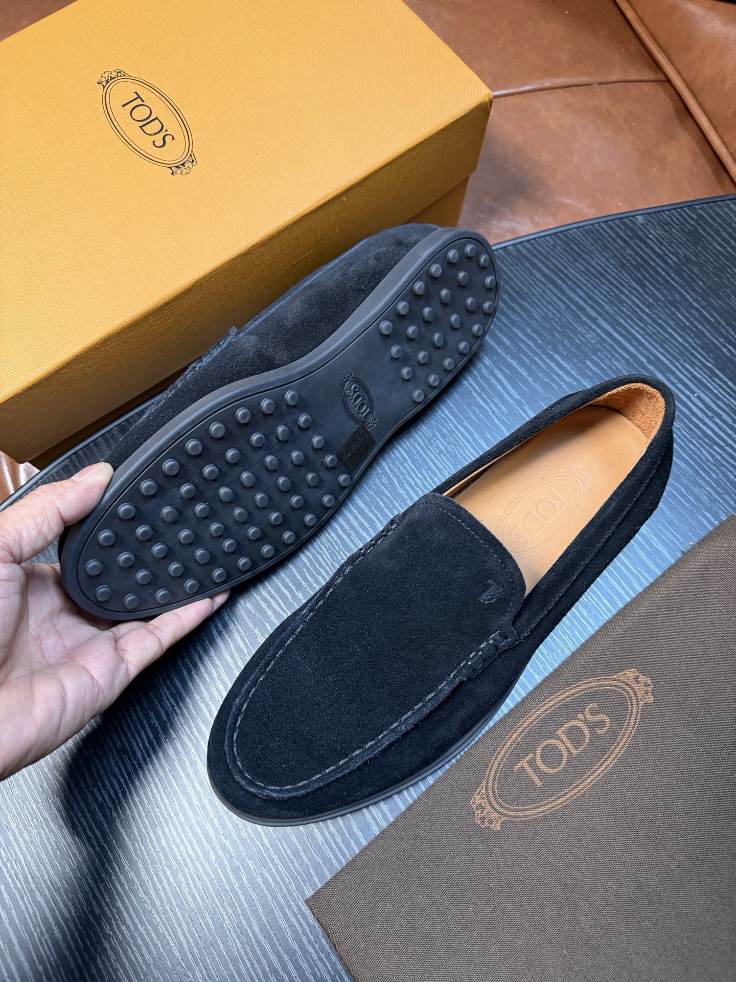 Cheap Tods Leather Loafers For Men in 224760, $120 USD- [IB224760] - Replica Tods Leather Loafers For Men