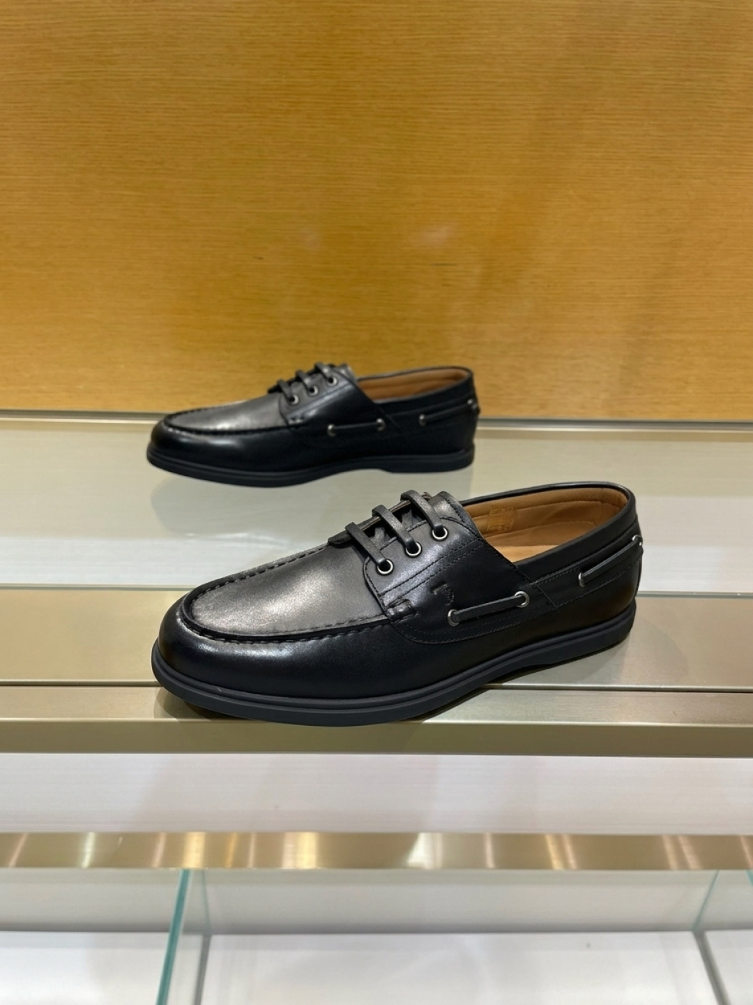 Cheap Tods Leather Loafers For Men in 224773, $120 USD- [IB224773] - Replica Tods Leather Loafers For Men