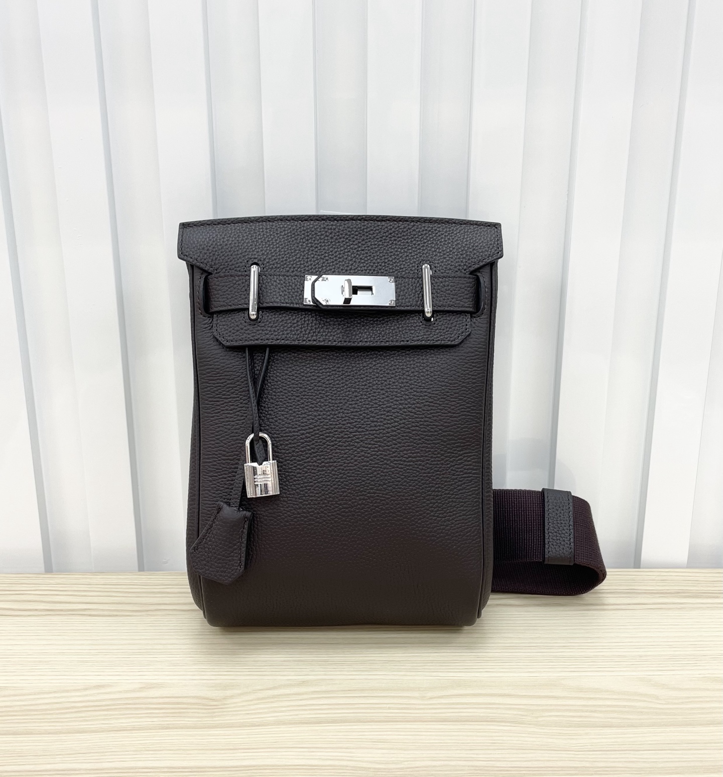 Cheap New Arrivals Herems AAA quality Crossbags in 224948, $105 USD- [IB224948] - Replica Hermes AAA+++ Bags For Men