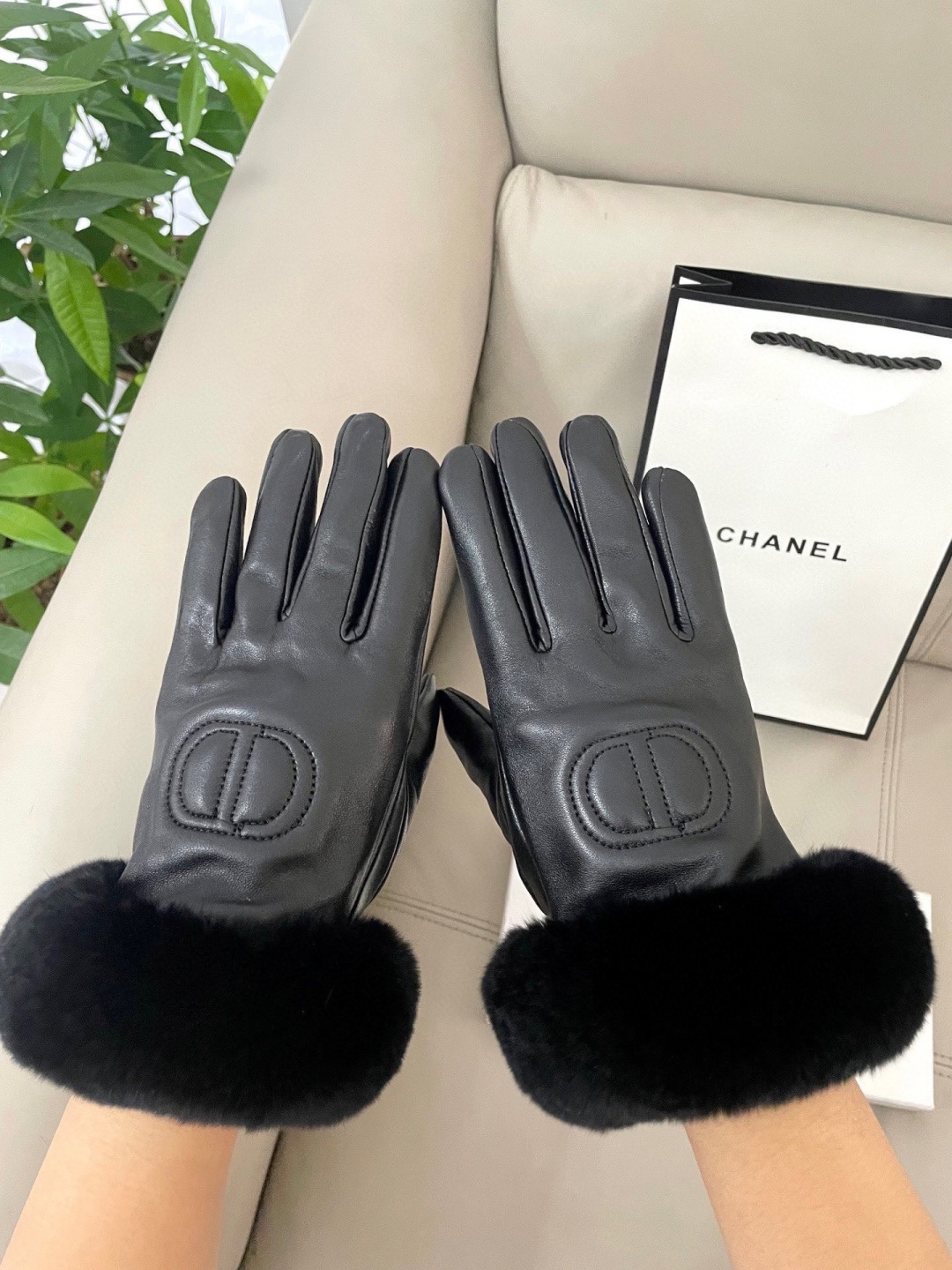 Cheap New Dior Gloves in 224967, $45 USD- [IB224967] - Replica Gloves