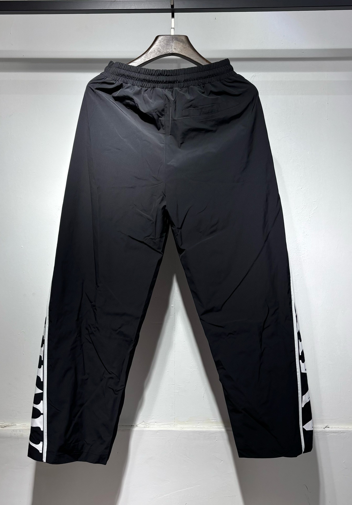 Cheap Amiri pants for Men in 225041, $65 USD- [IB225041] - Replica Amiri pants for Men