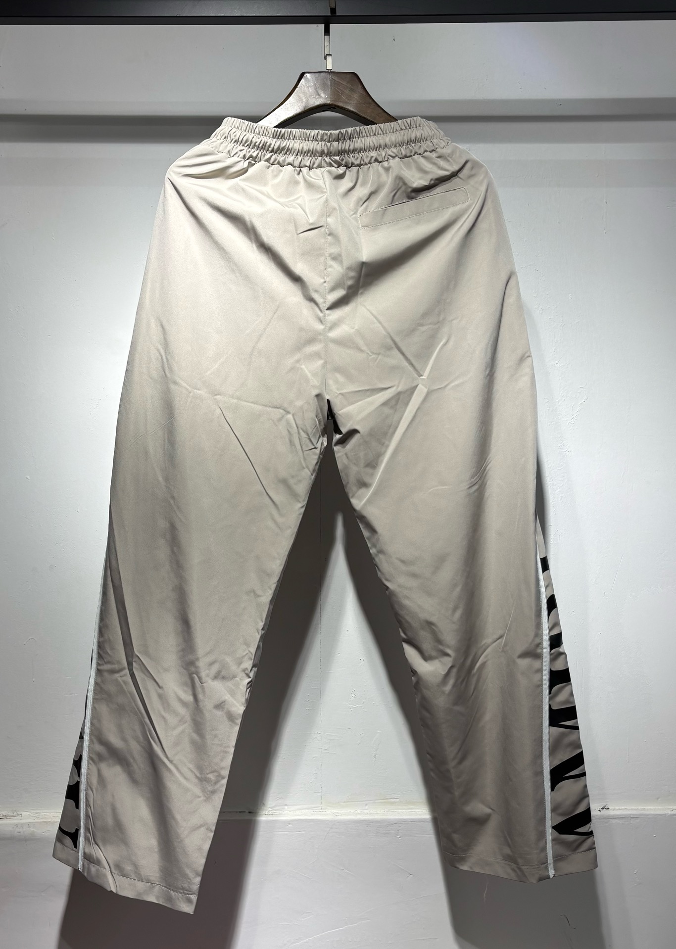 Cheap Amiri pants for Men in 225043, $65 USD- [IB225043] - Replica Amiri pants for Men