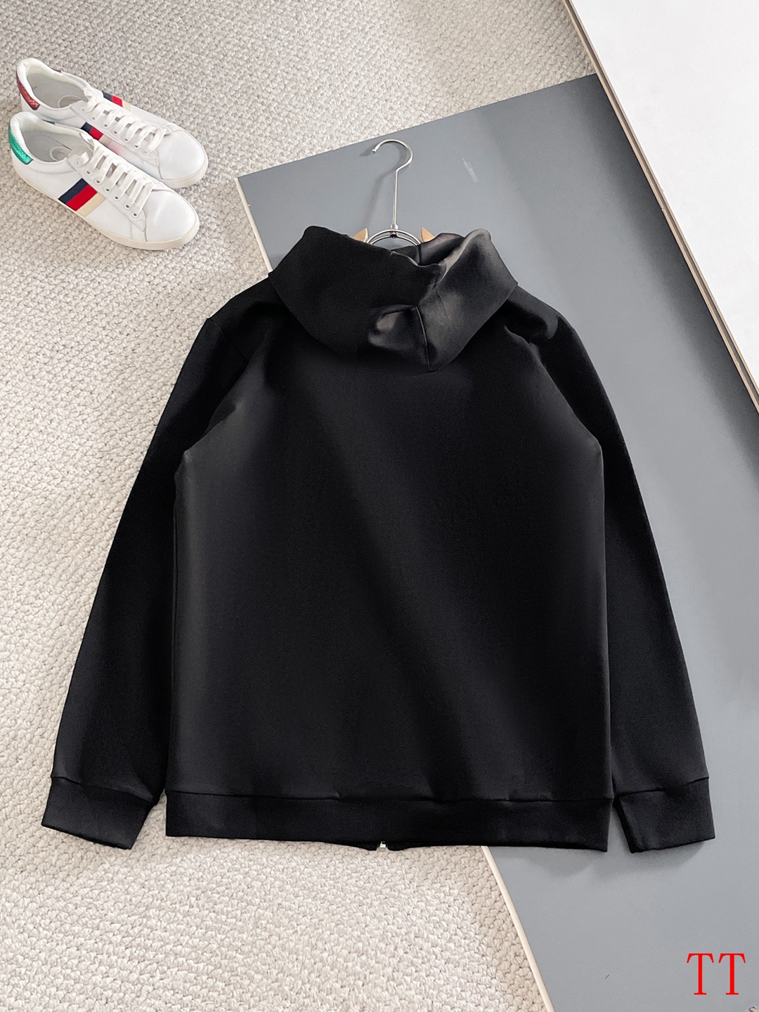 Cheap Loewe Tracksuits in 225200, $105 USD- [IB225200] - Replica Loewe Tracksuits
