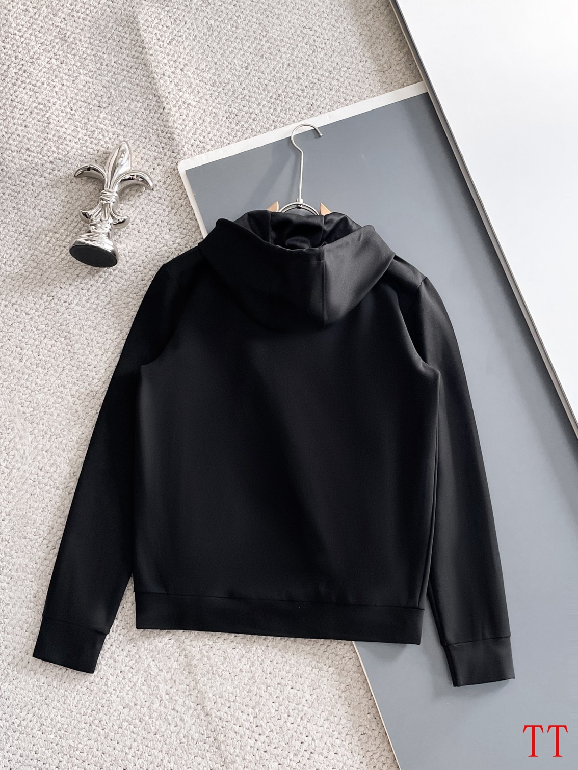 Cheap Versace Tracksuits for Men in 225252, $95 USD- [IB225252] - Replica Versace Tracksuits for Men