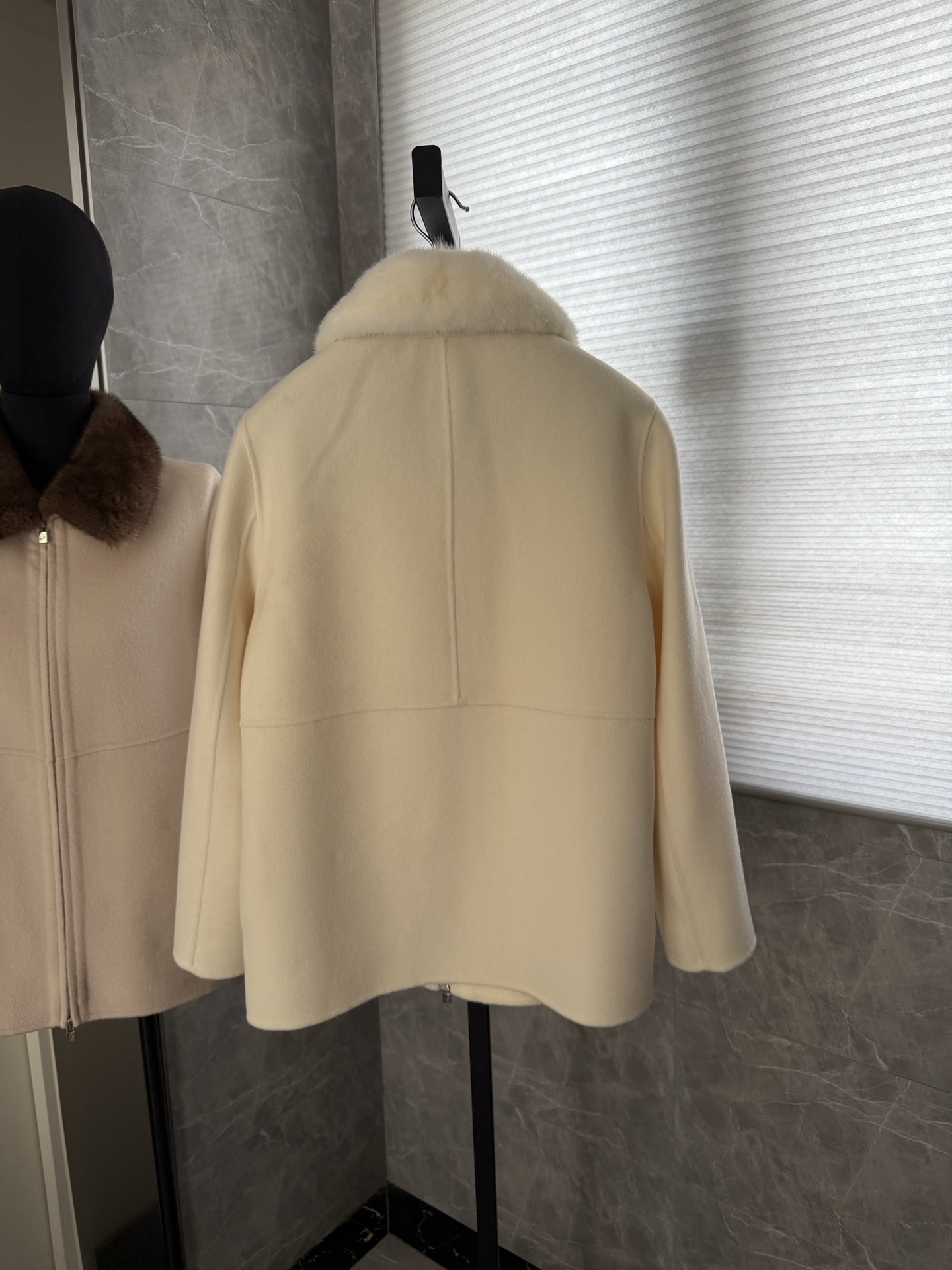 Cheap Loro Piana Jackets for Women in 225598, $350 USD- [IB225598] - Replica Loro Piana Jackets for Women