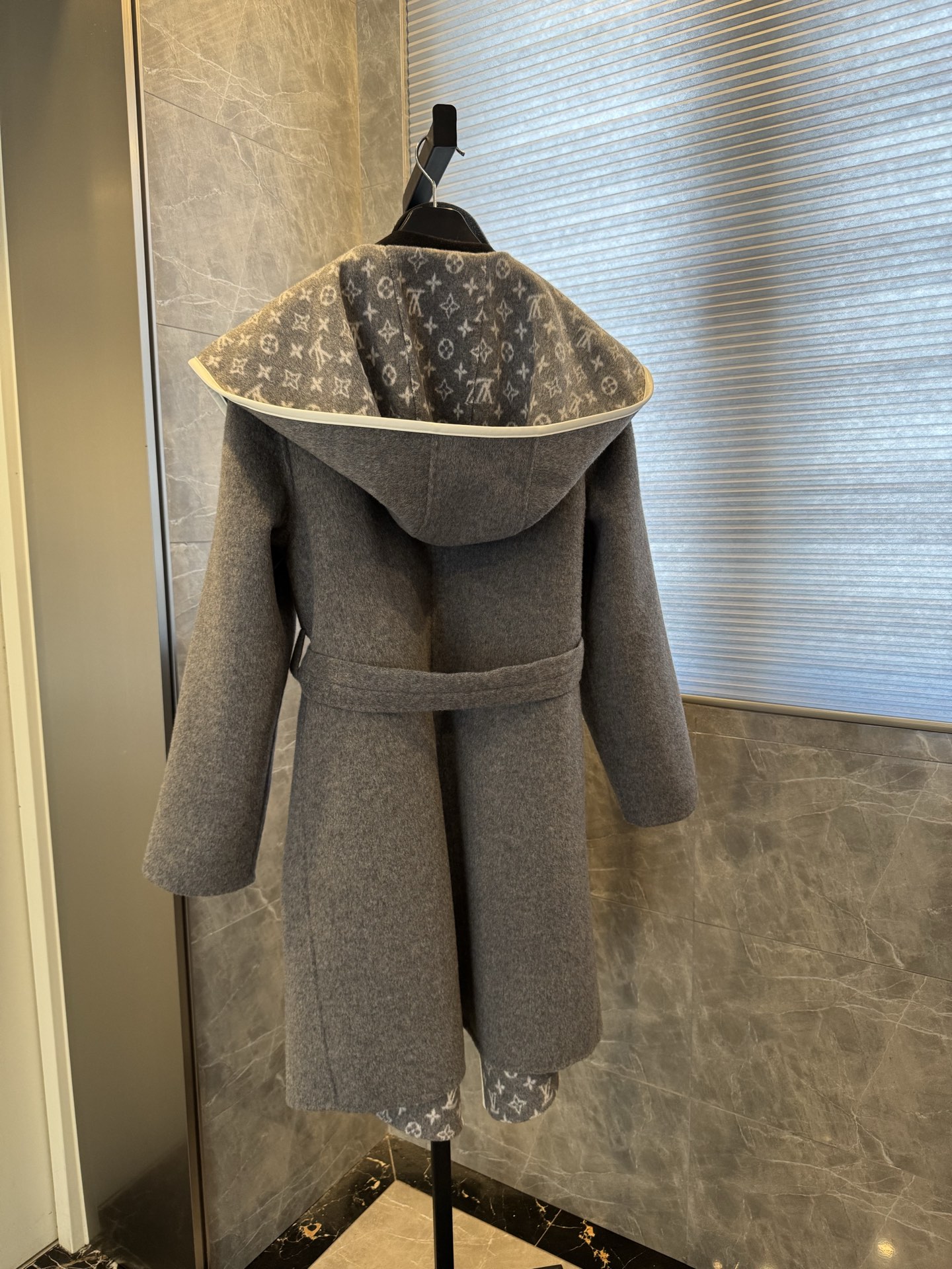 Cheap Louis Vuitton Jackets for Women in 225601, $350 USD- [IB225601] - Replica Louis Vuitton Jackets for Women