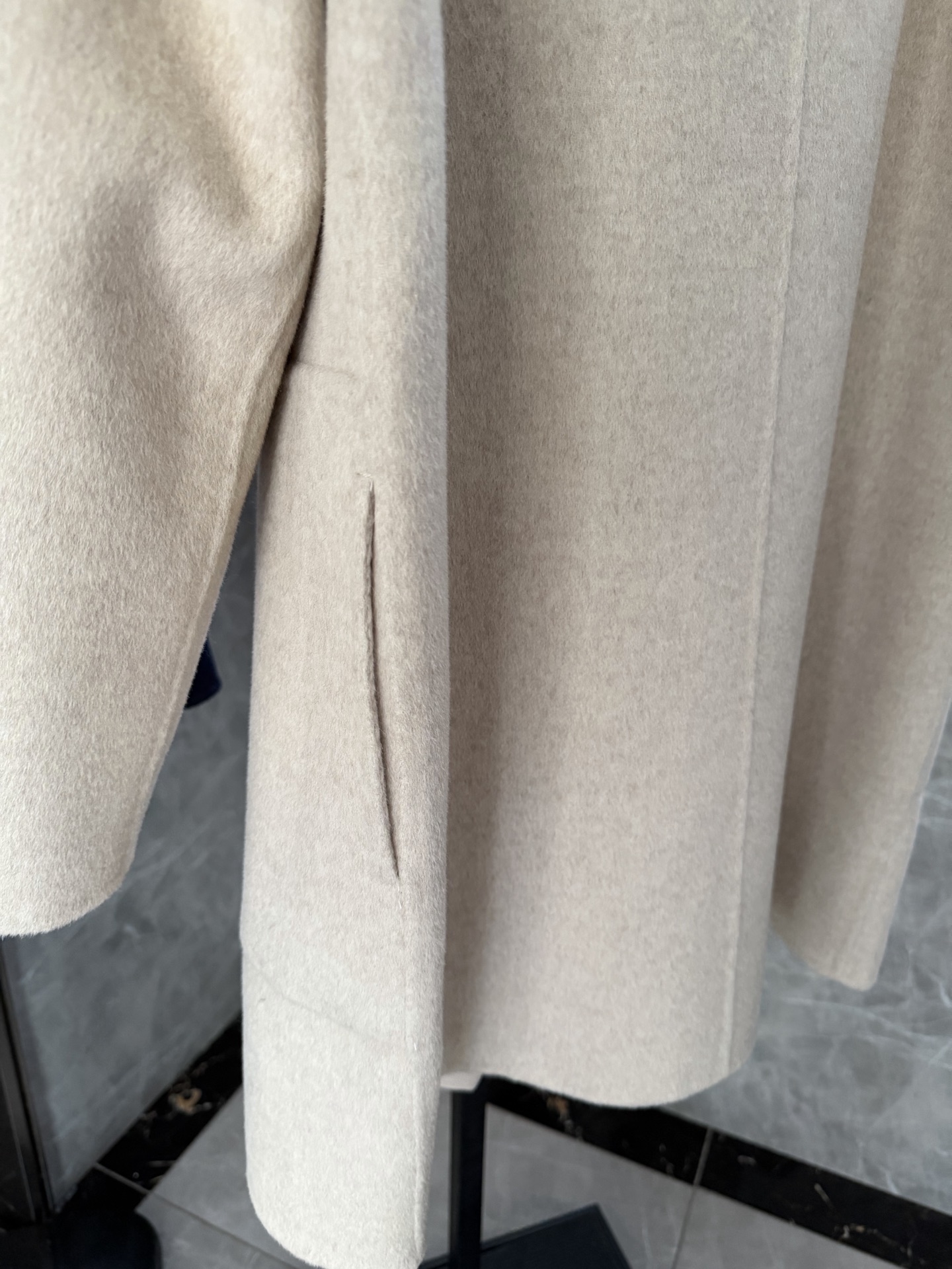 Cheap Hernes Jackets for Women in 225619, $320 USD- [IB225619] - Replica Hernes Jackets for Women