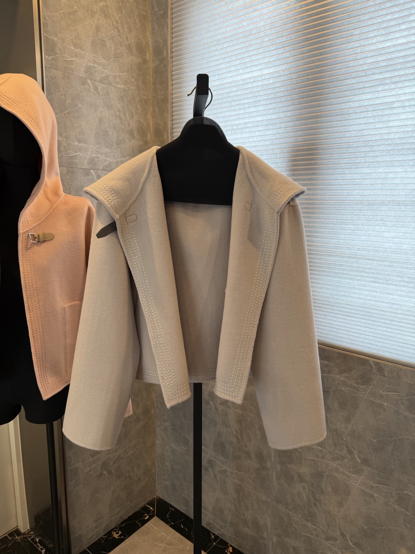 Cheap Hernes Jackets for Women in 225629, $300 USD- [IB225629] - Replica Hernes Jackets for Women