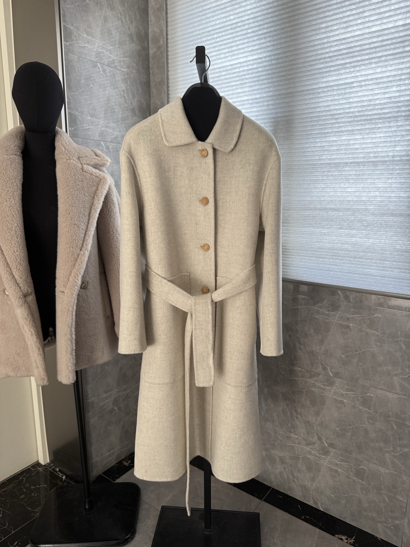 Cheap Hernes Jackets for Women in 225641, $350 USD- [IB225641] - Replica Hernes Jackets for Women