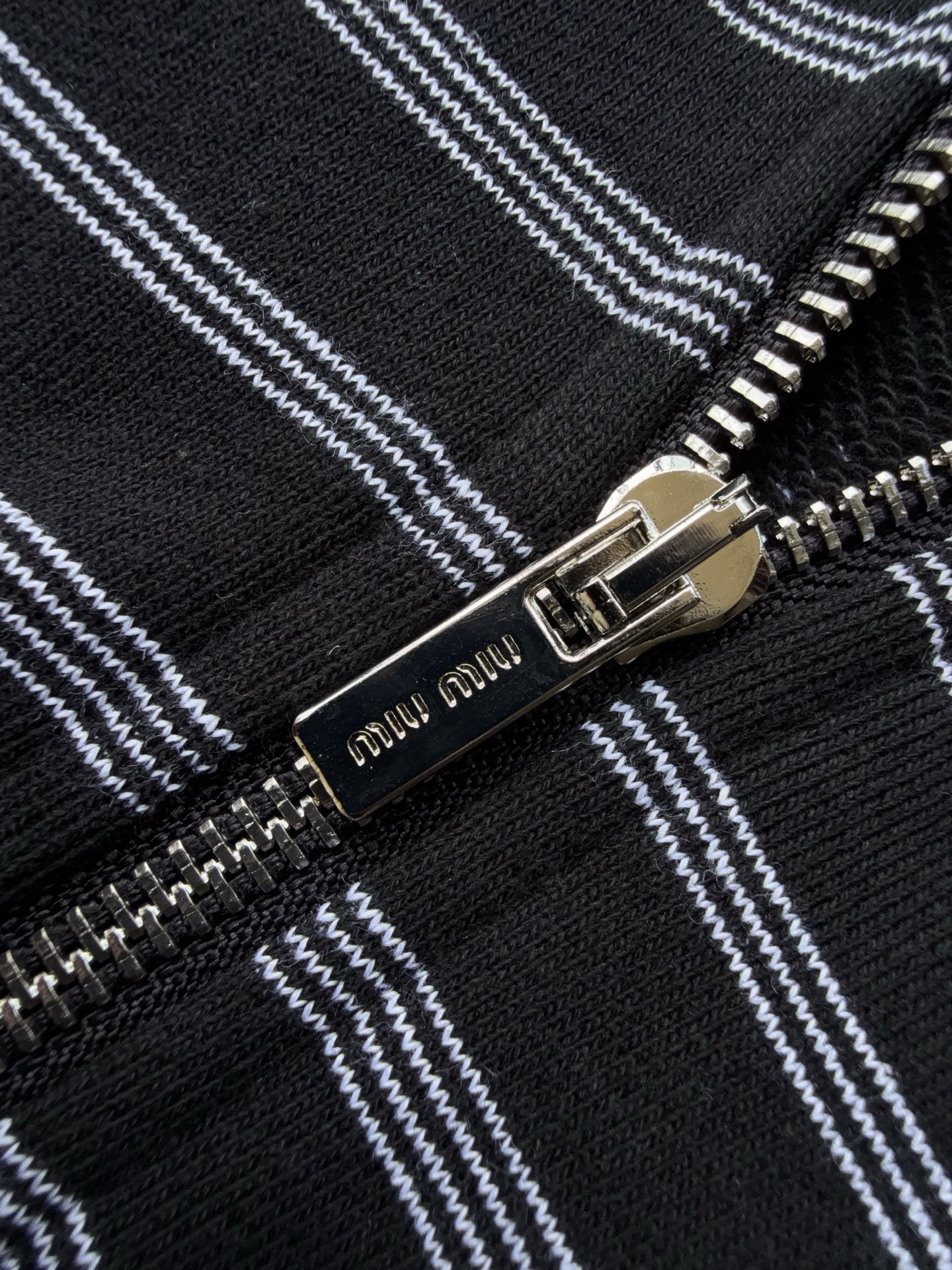 Cheap MiuMiu Jackets in 225716, $70 USD- [IB225716] - Replica MiuMiu Jackets
