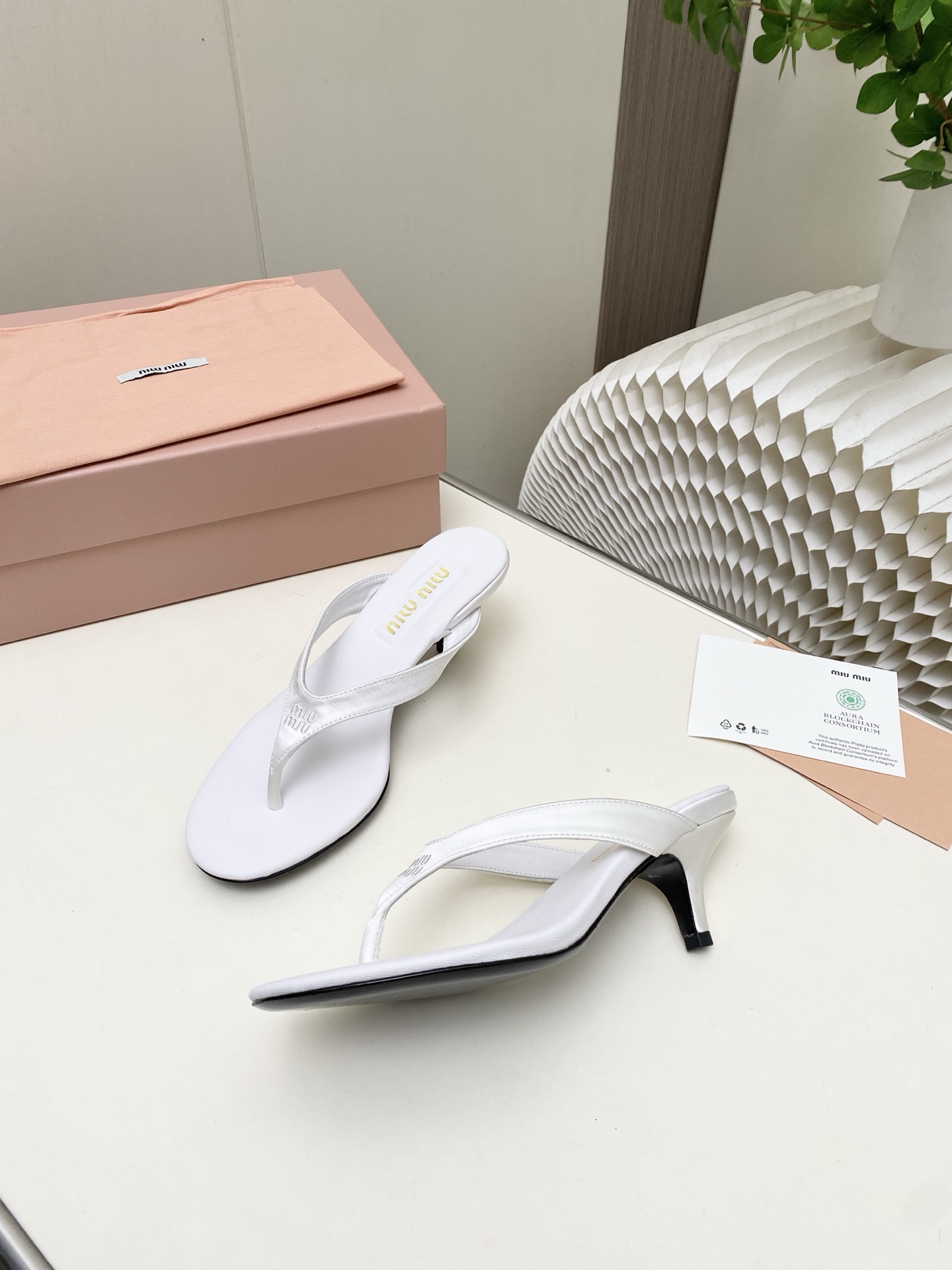 Cheap MiuMiu Sandals And Slippers For Women in 226003, $60 USD- [IB226003] - Replica MiuMiu Sandals And Slippers For Women