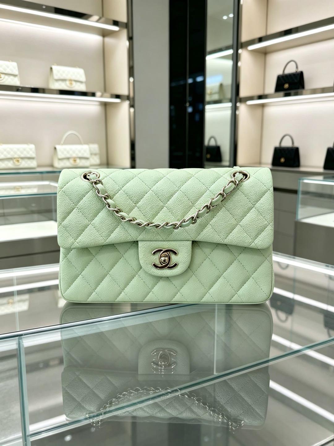 Cheap Chanel AAA quality Handbags in 226093, $130 USD- [IB226093] - Replica Chanel AAA quality Handbags