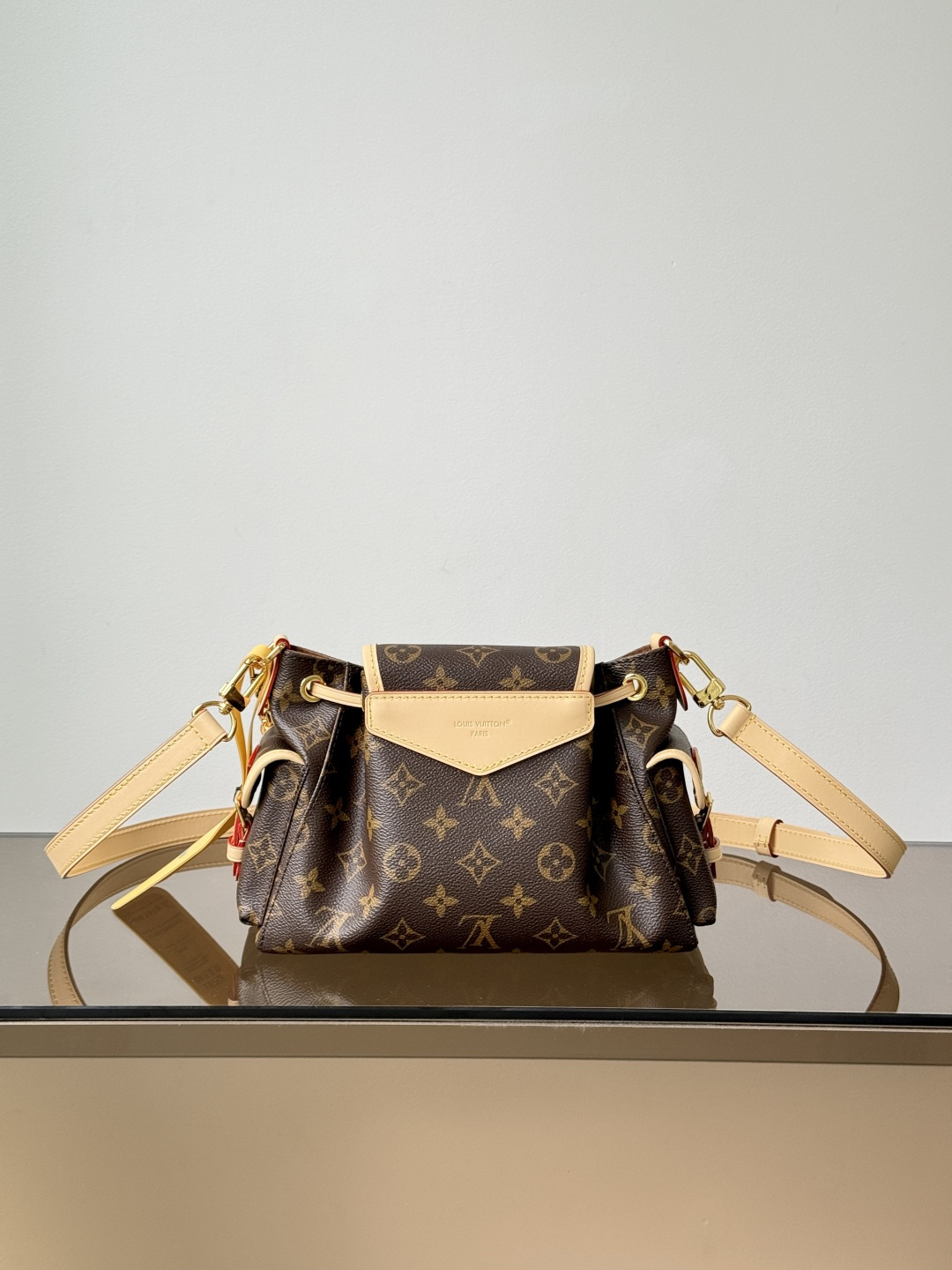 Cheap Louis Vuitton AAA Mini Shoulder Bags in 226095, $145 USD- [IB226095] - Replica Louis Vuitton AAA Mini Shoulder Bags