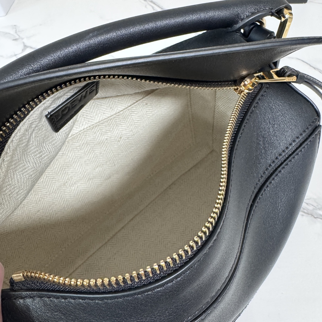 Cheap Loewe Bags in 226098, $145 USD- [IB226098] - Replica Loewe Bags