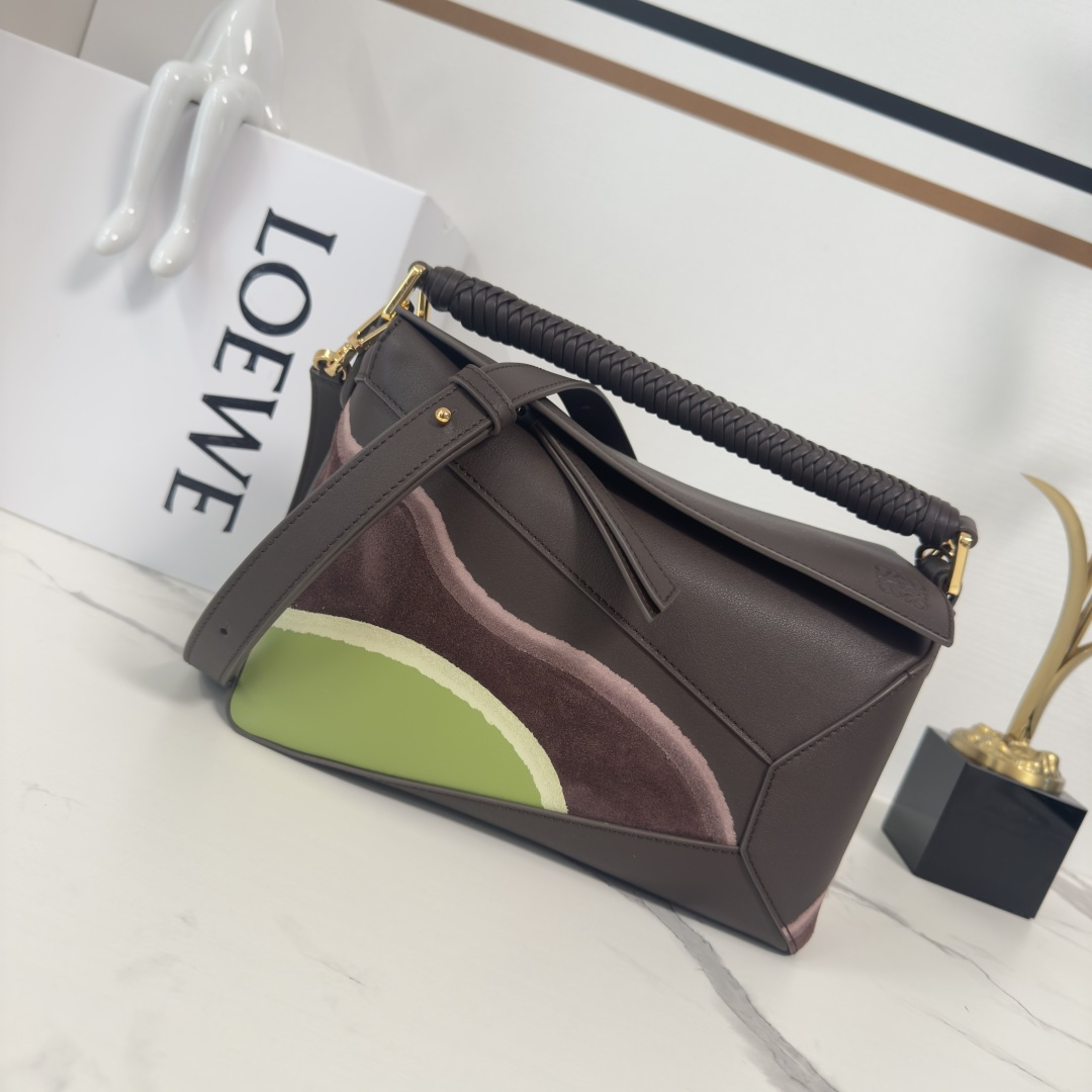 Cheap Loewe Bags in 226101, $145 USD- [IB226101] - Replica Loewe Bags