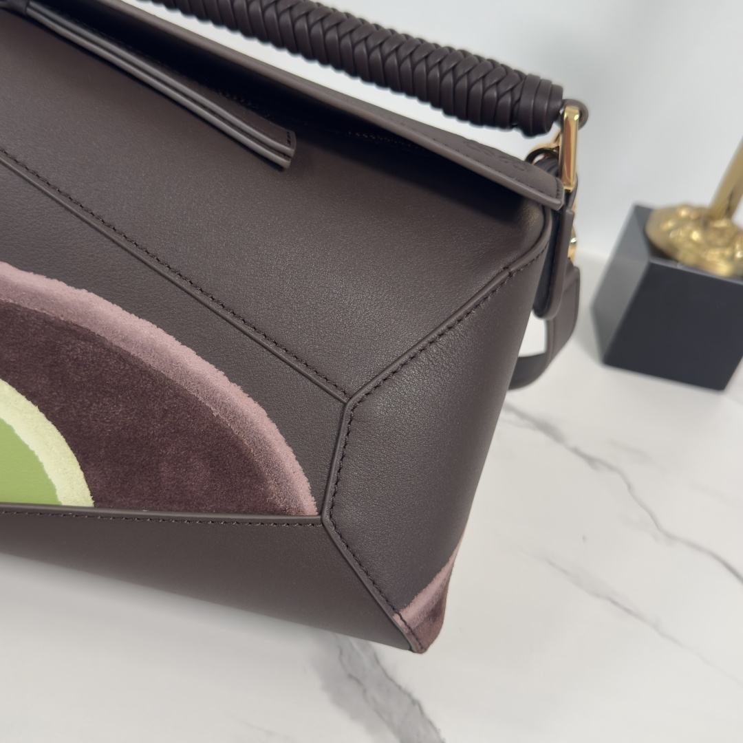 Cheap Loewe Bags in 226101, $145 USD- [IB226101] - Replica Loewe Bags