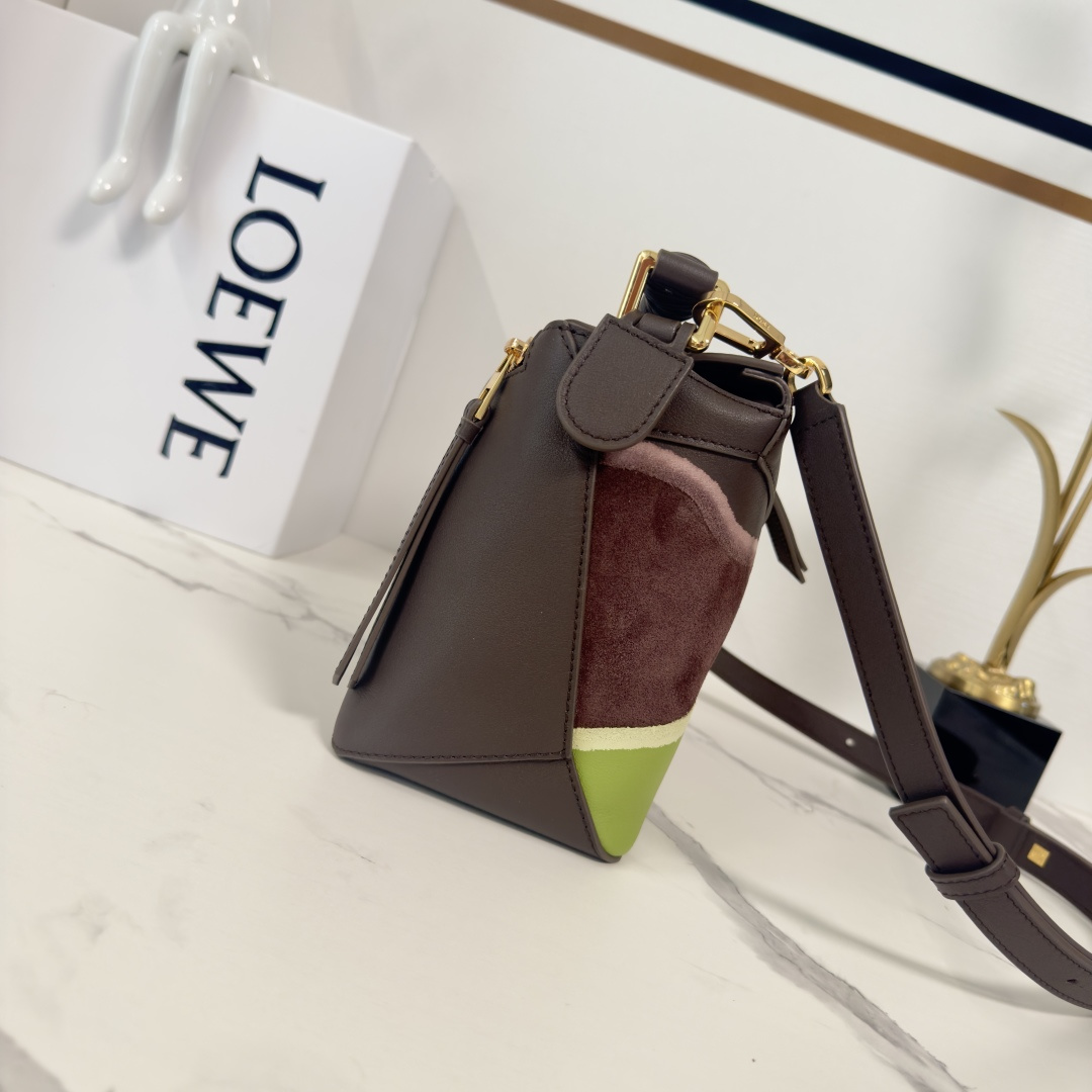Cheap Loewe Bags in 226101, $145 USD- [IB226101] - Replica Loewe Bags