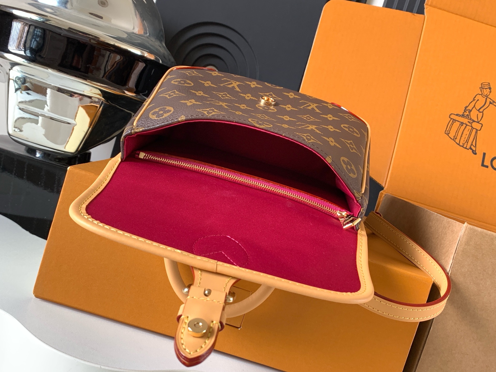 Cheap Louis Vuitton AAA quality Backpacaks in 226108, $150 USD- [IB226108] - Replica Louis Vuitton AAA quality Backpacaks